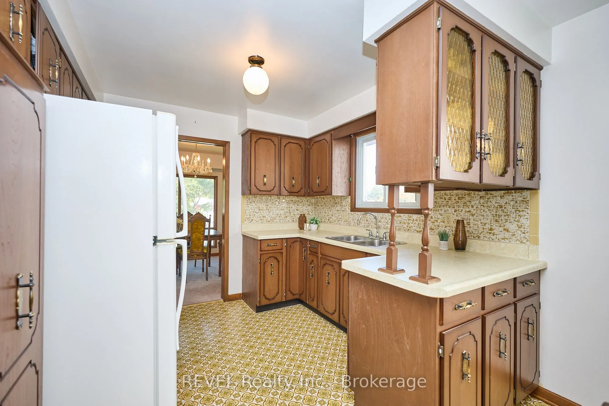 6 Charleen Circle