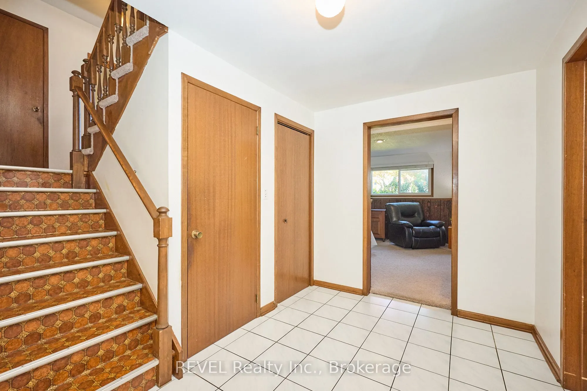 6 Charleen Circle