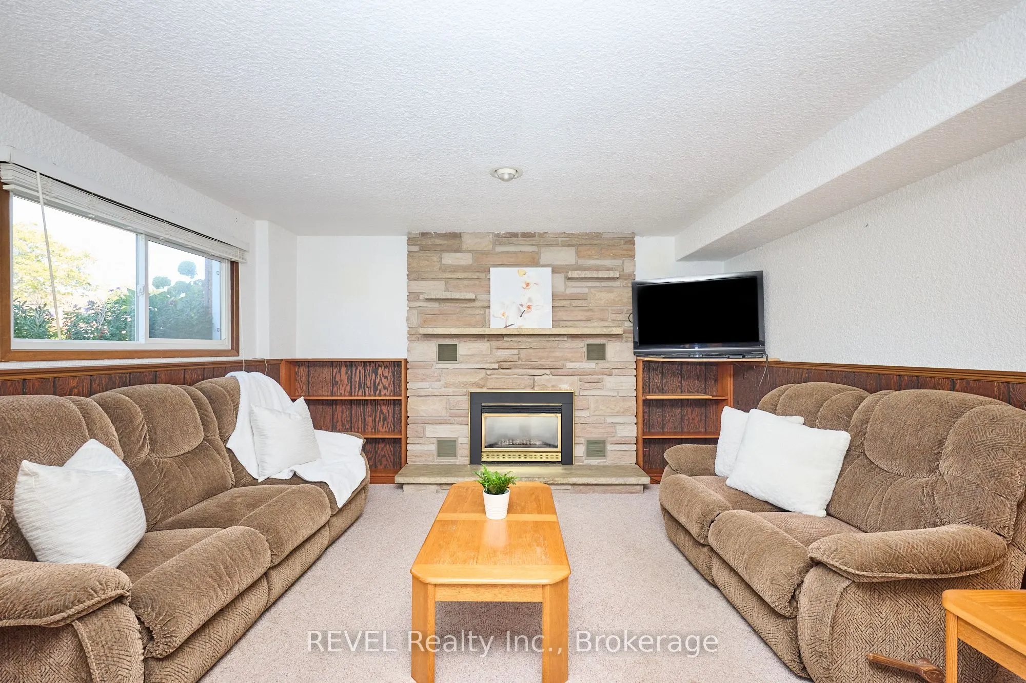 6 Charleen Circle