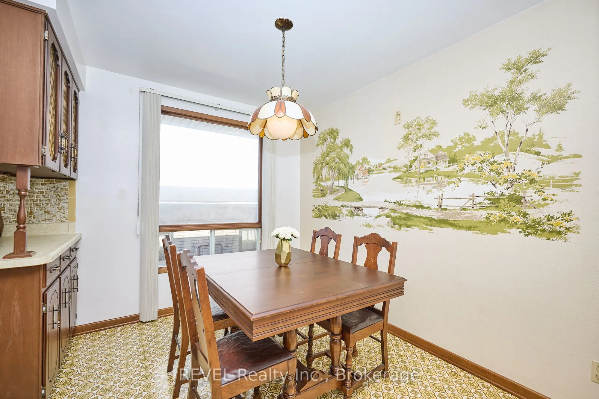 6 Charleen Circle