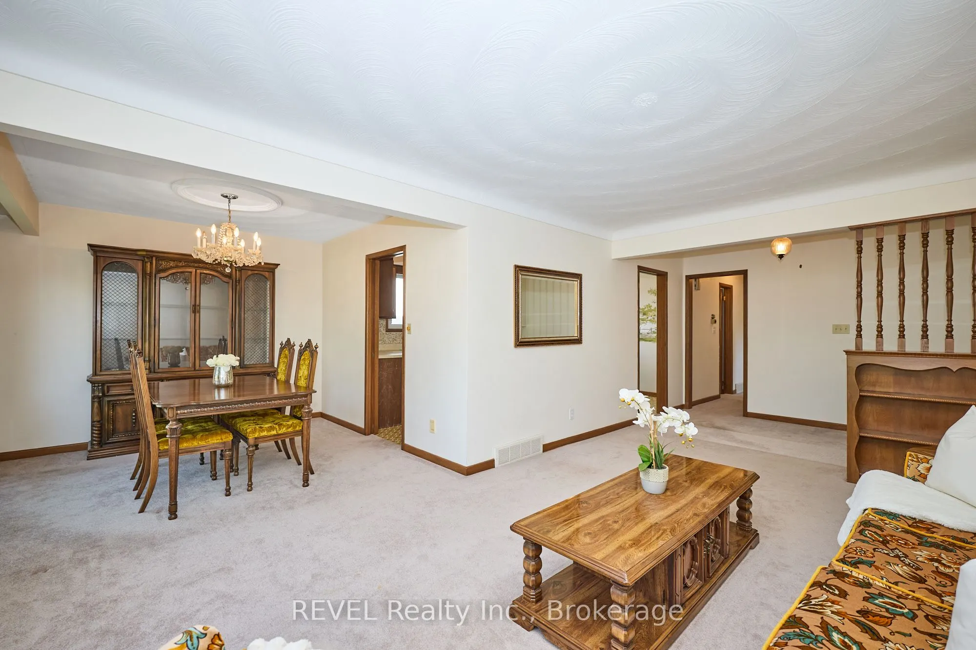 6 Charleen Circle