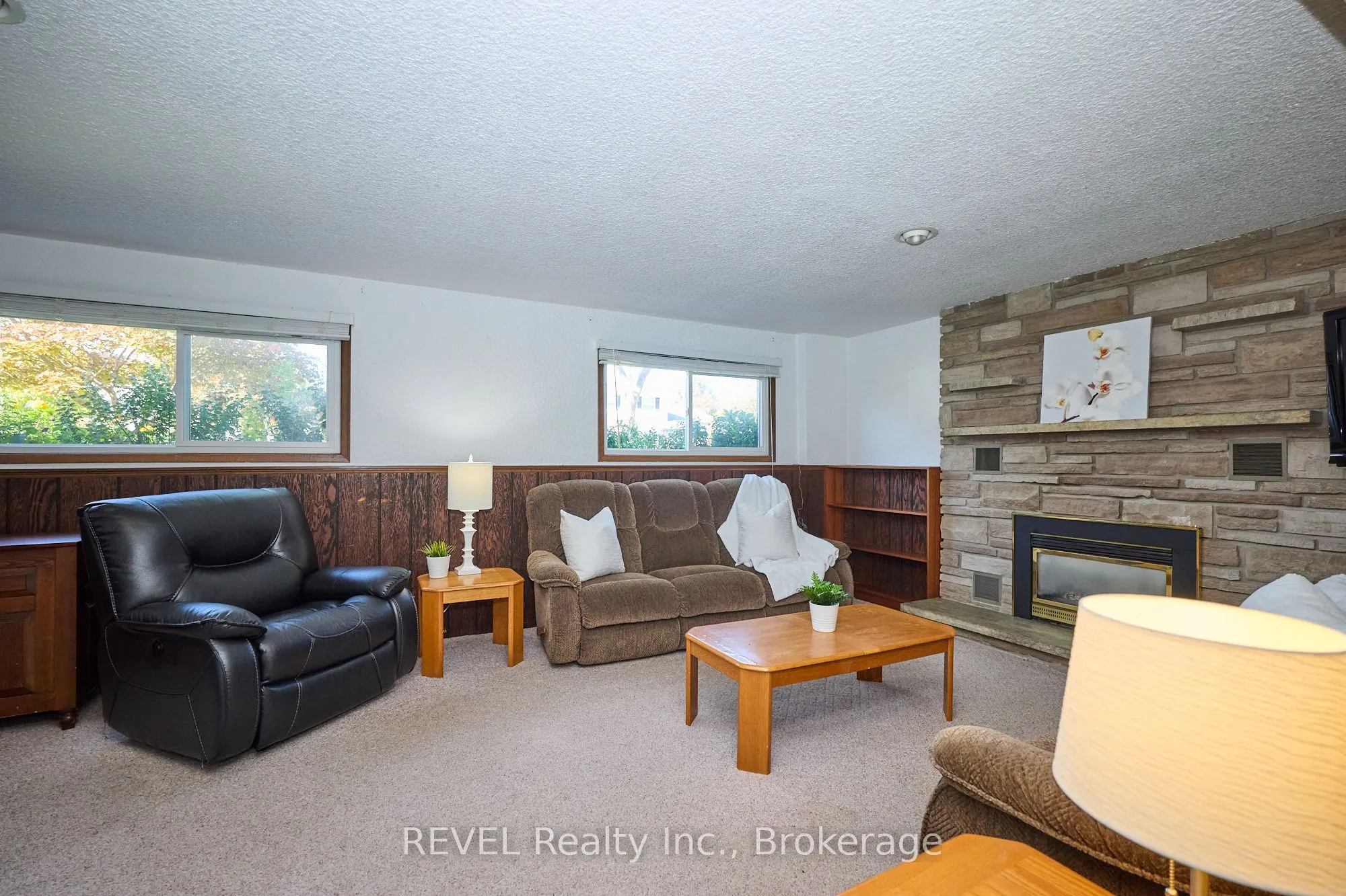 6 Charleen Circle