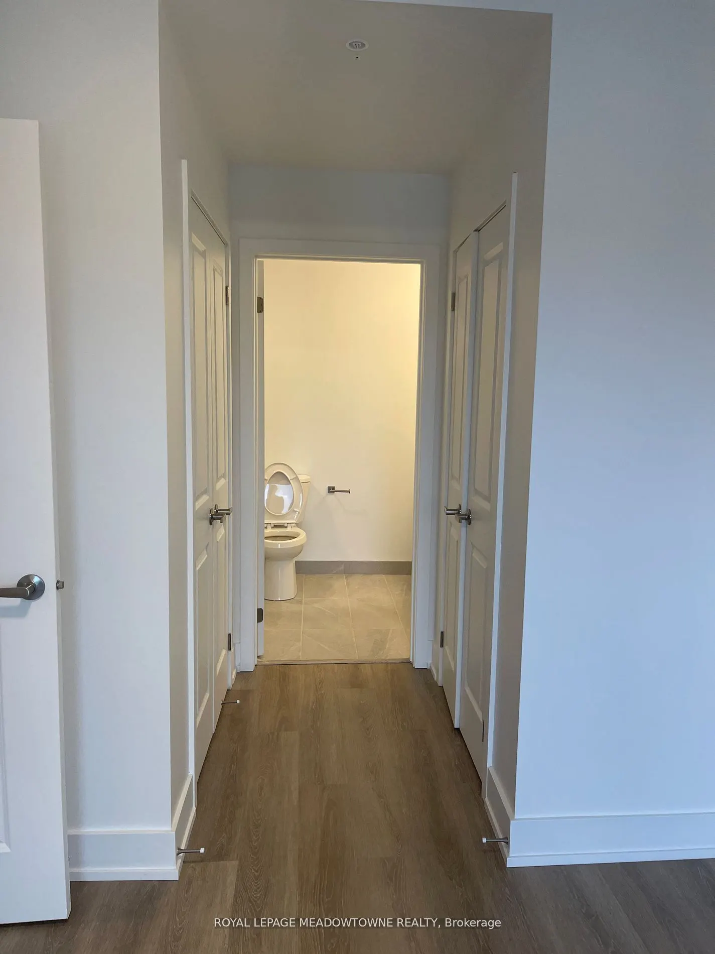 19B West Street N, #407