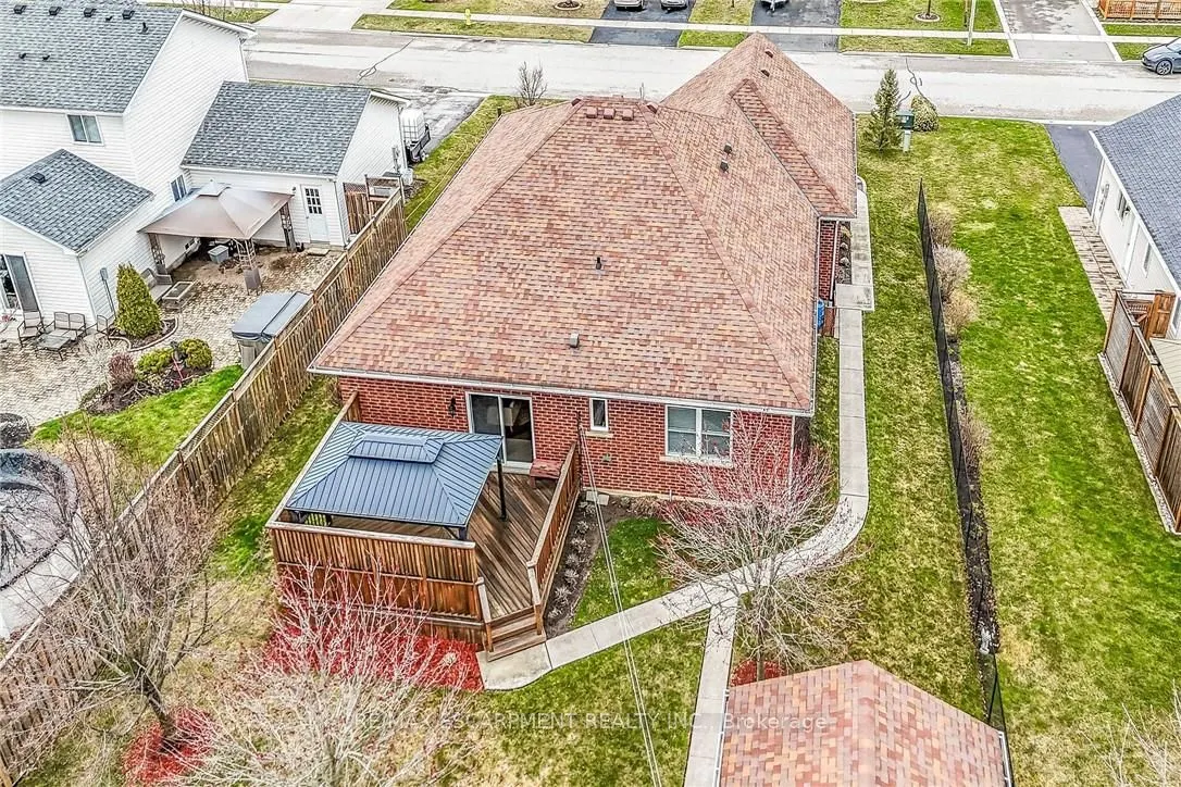 20 Oak Crescent