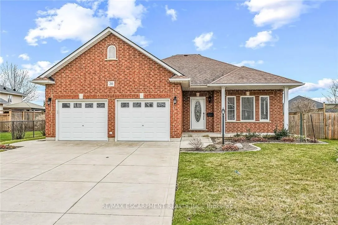 20 Oak Crescent
