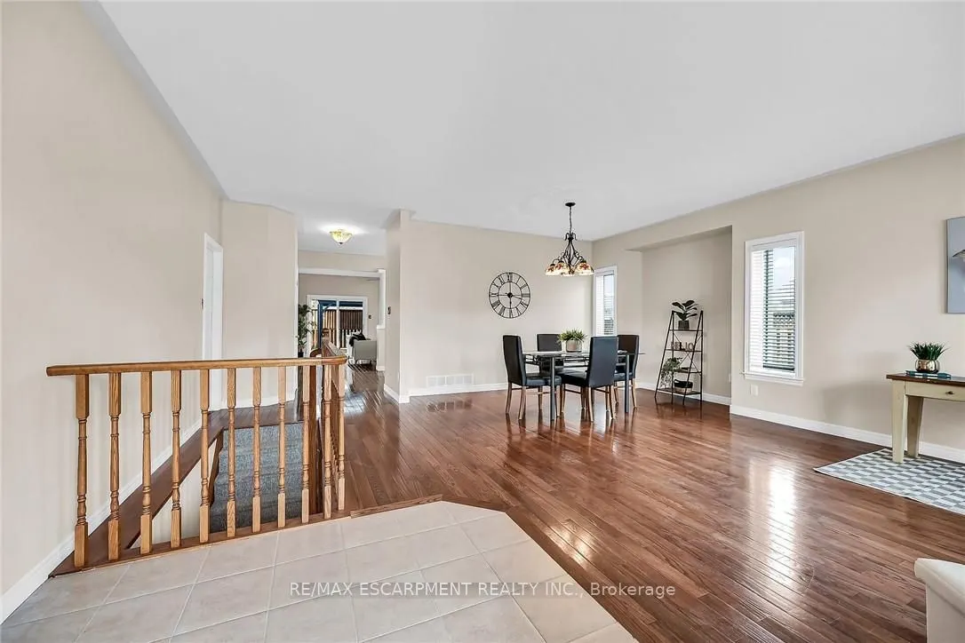 20 Oak Crescent