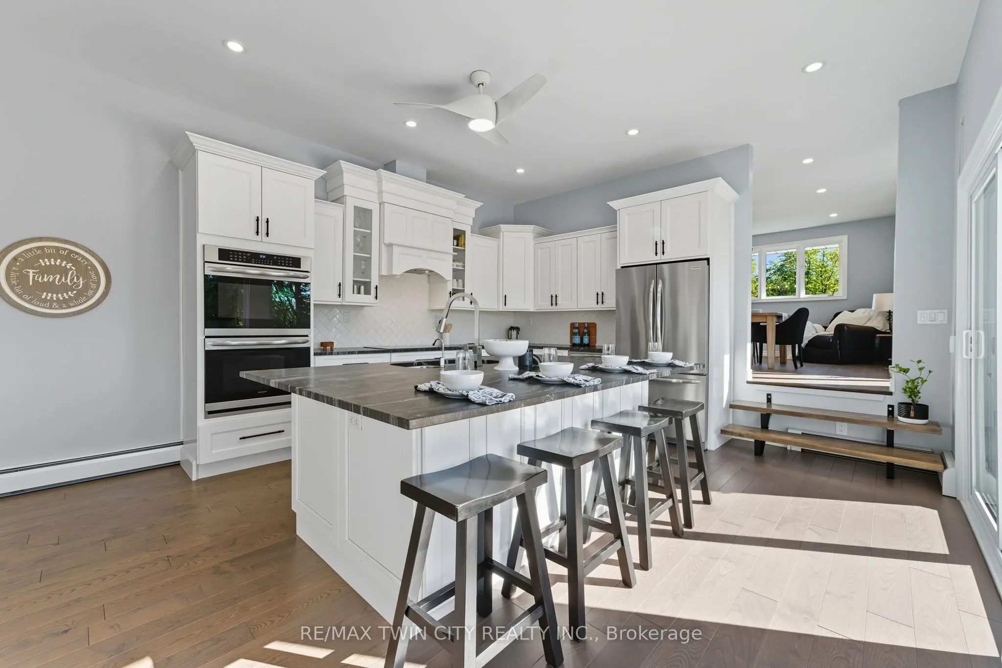 1392 Wrigley Road
