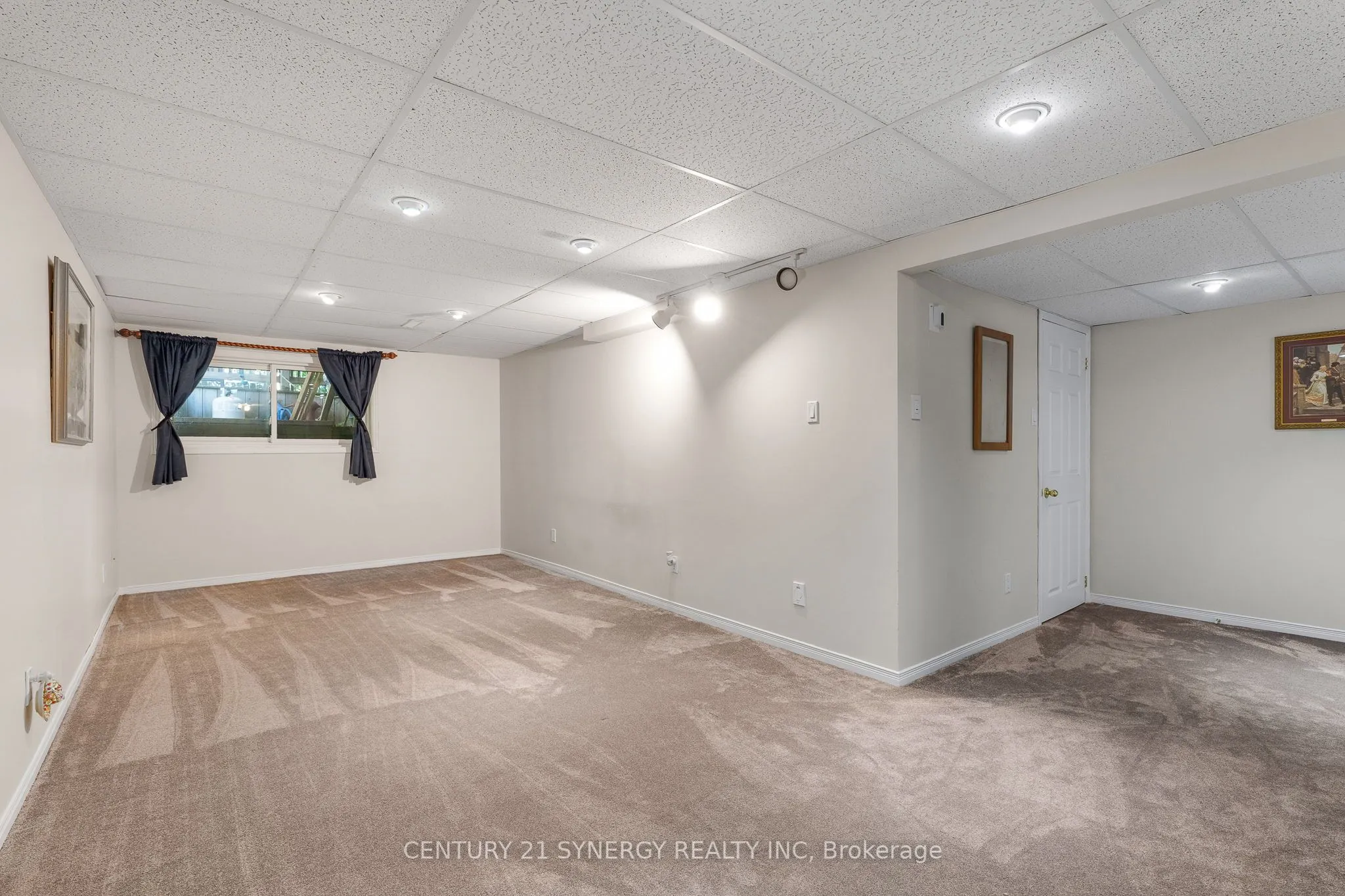 32 Innesbrook Court, #16