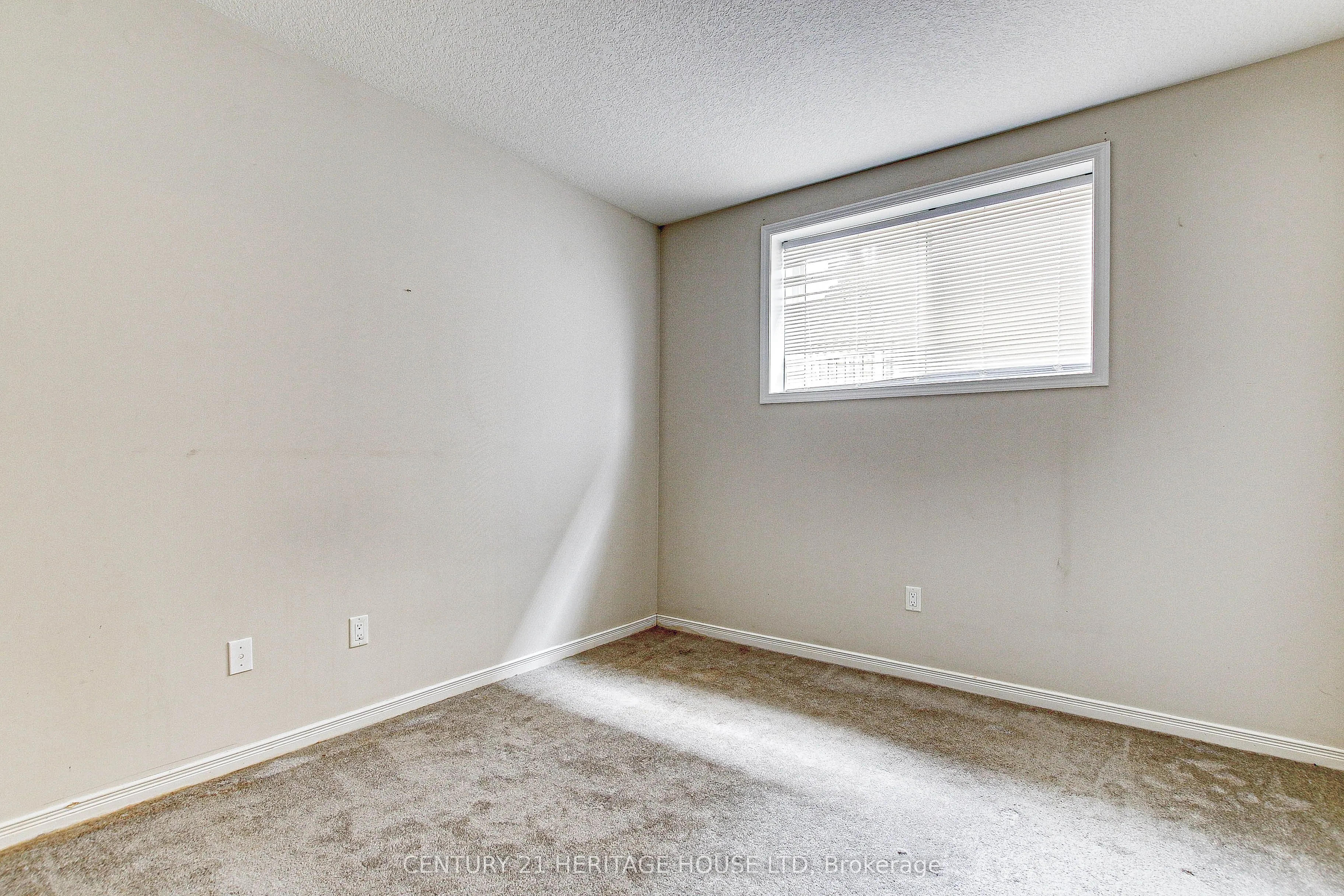 3200 Singleton Avenue, #26