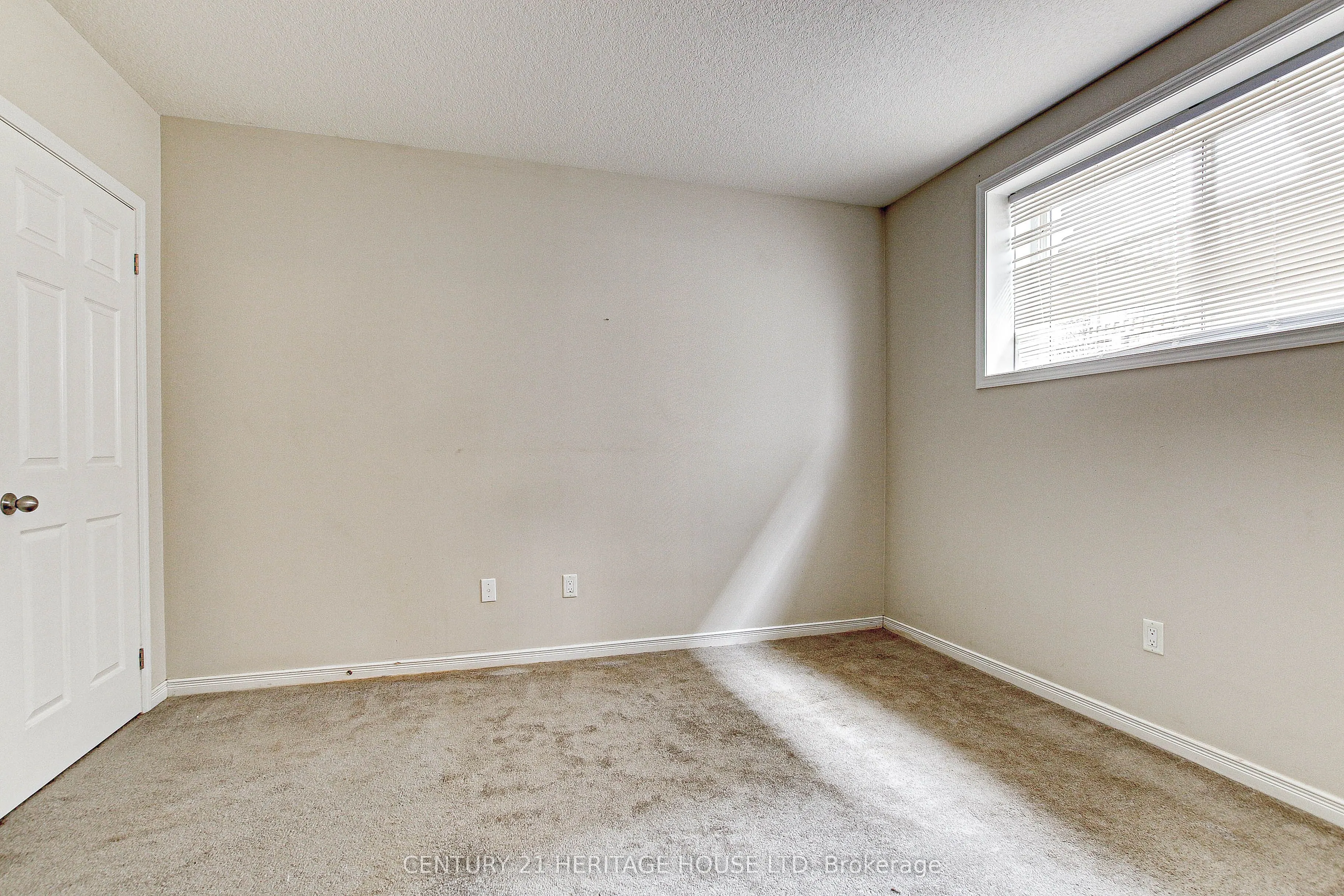 3200 Singleton Avenue, #26