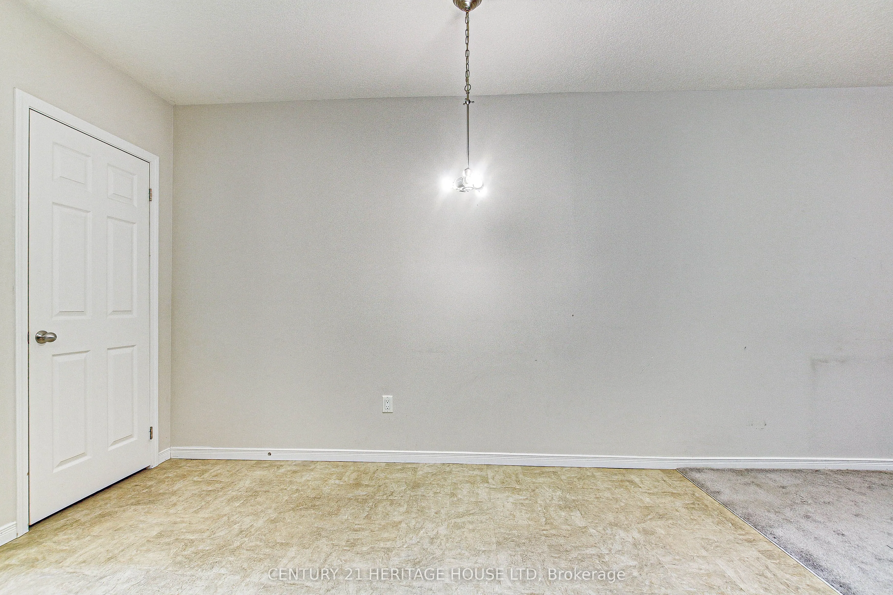 3200 Singleton Avenue, #26