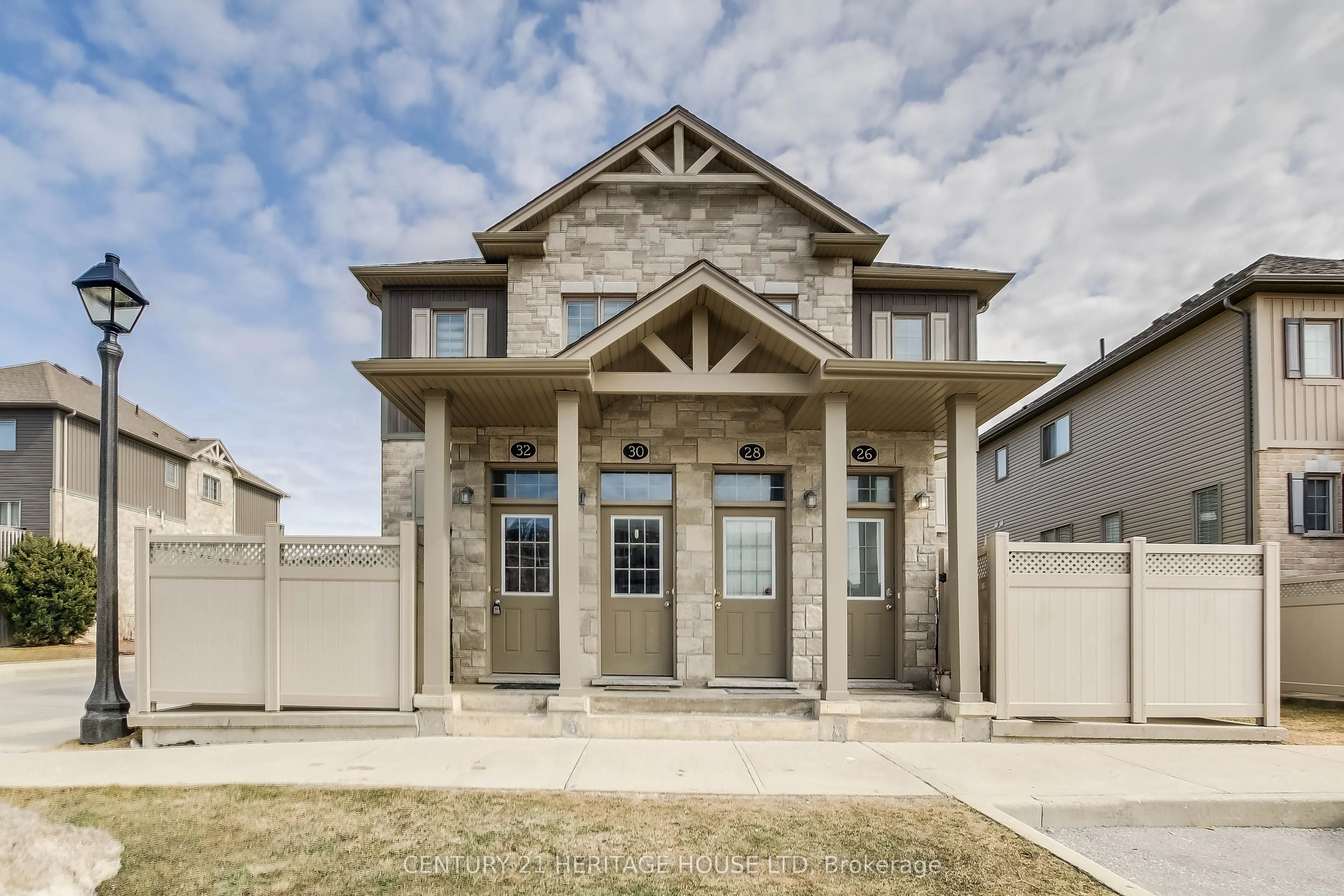 3200 Singleton Avenue, #26