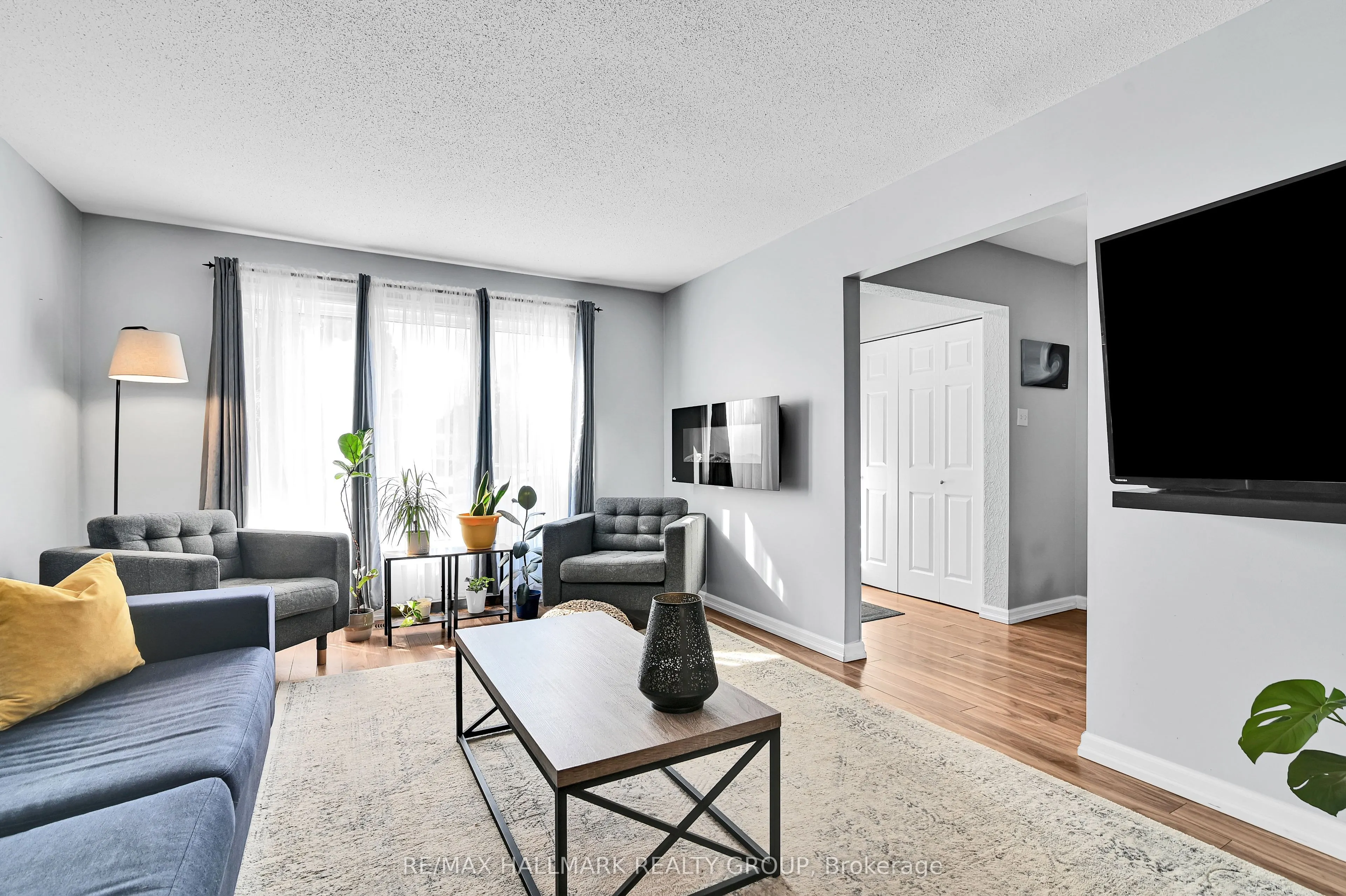 21 Midland Crescent, #53
