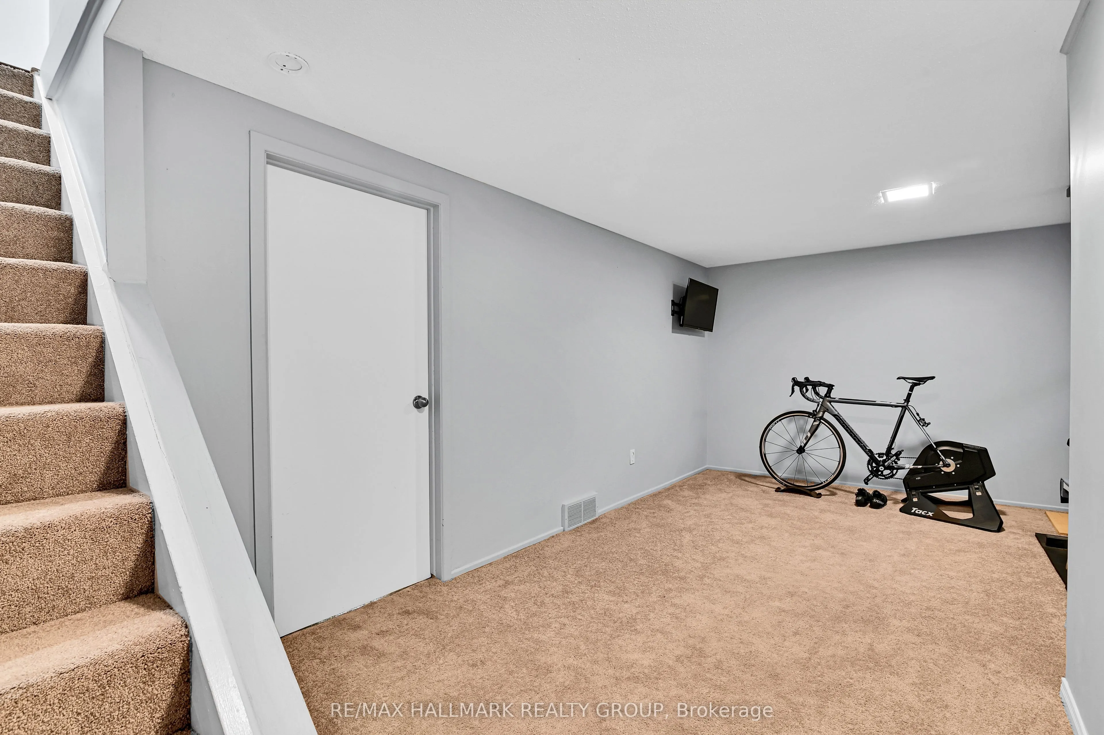 21 Midland Crescent, #53