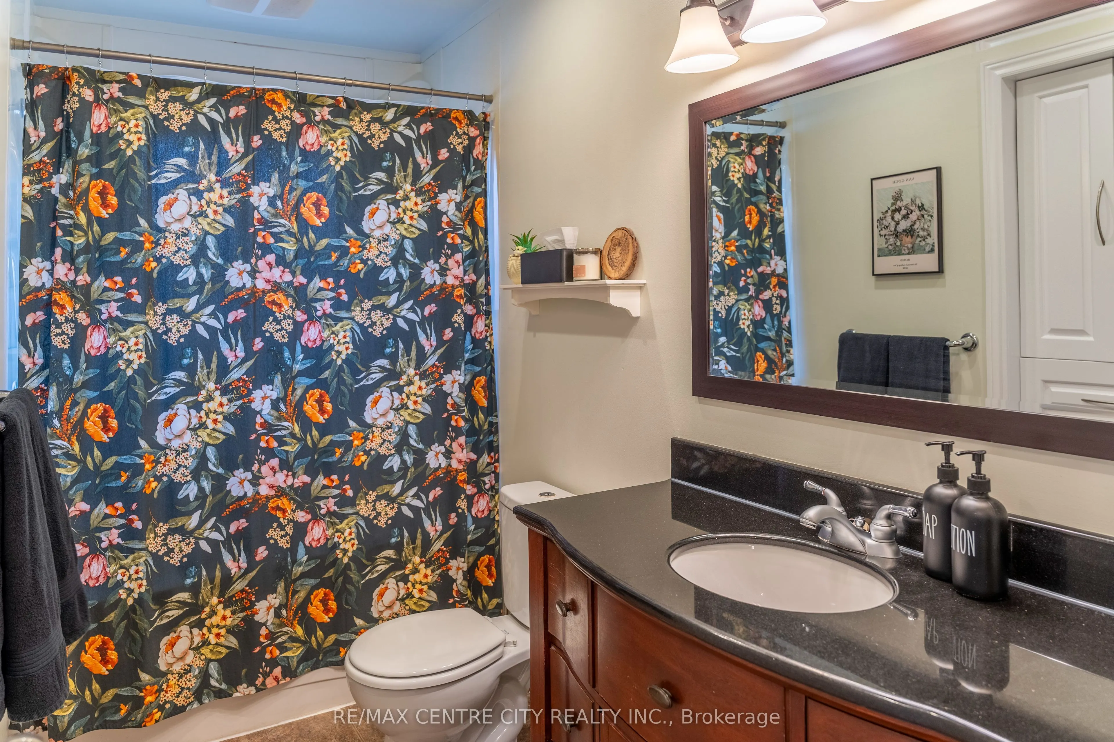 15 Frobisher Crescent