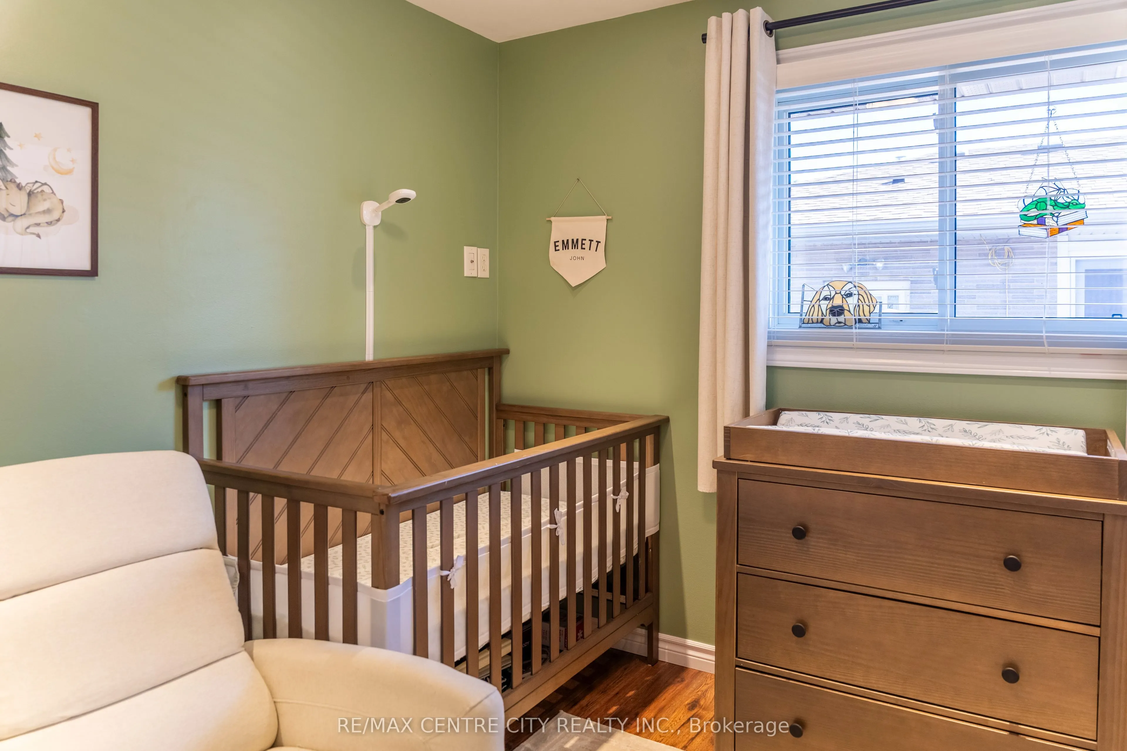 15 Frobisher Crescent