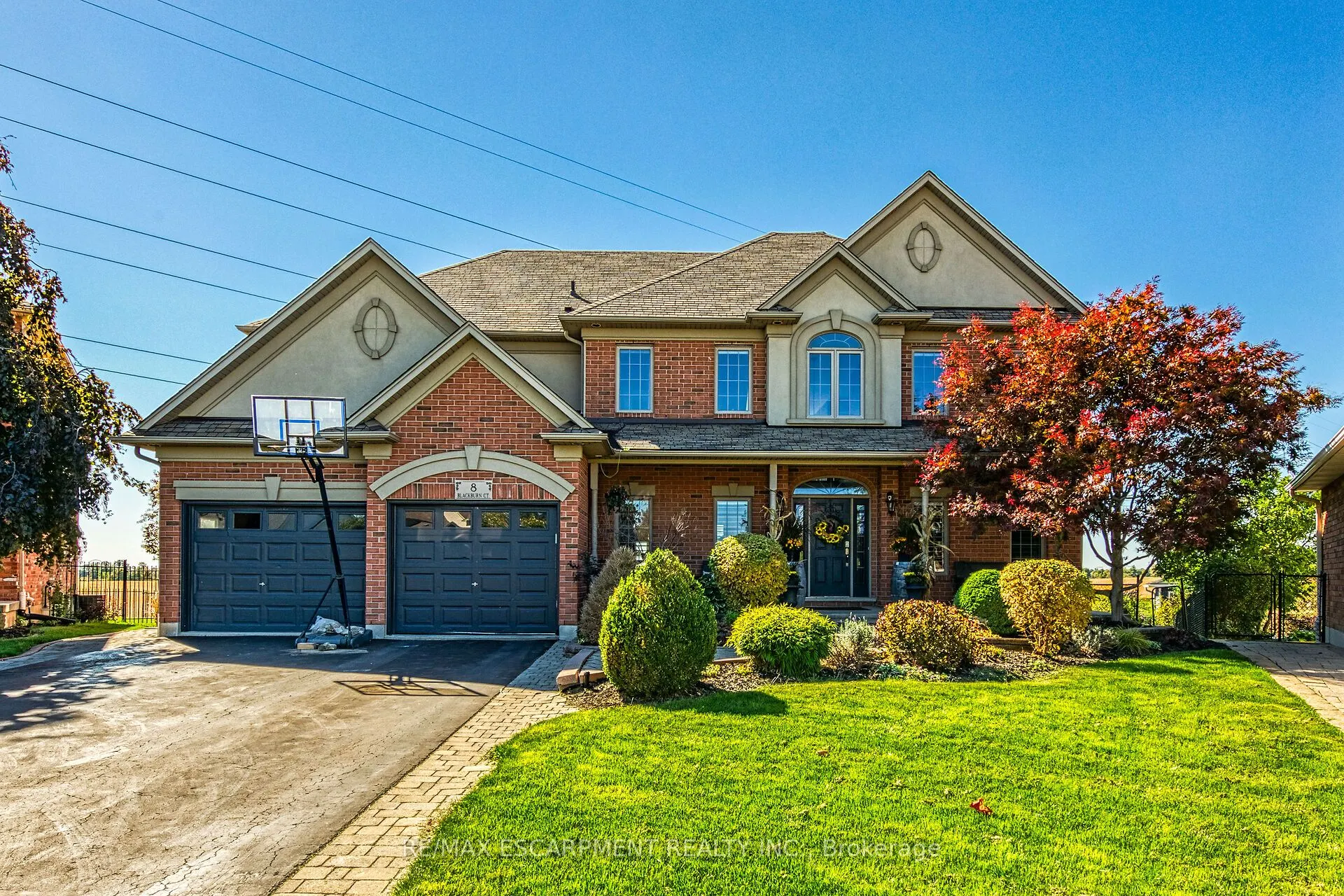 8 Blackburn Court