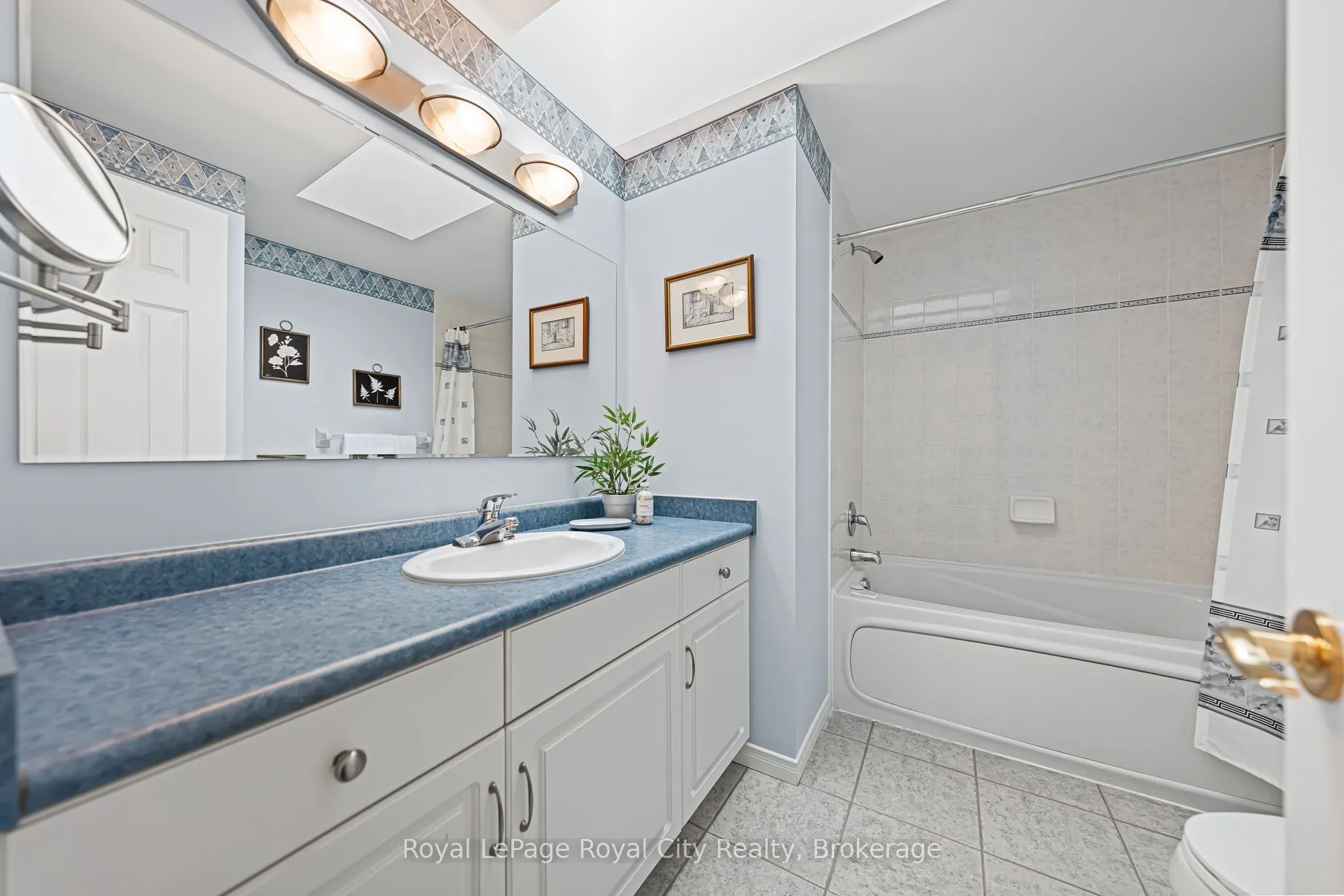 784 Gordon Street, #7