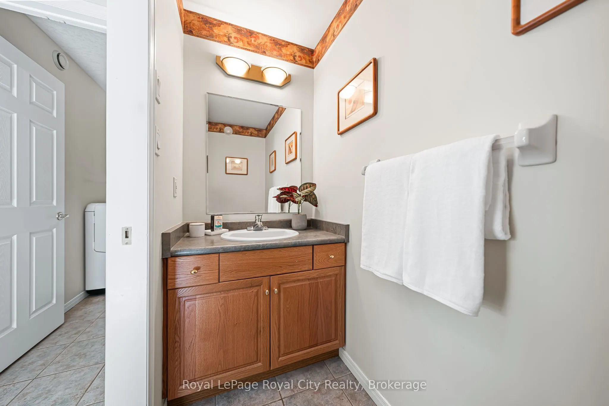784 Gordon Street, #7