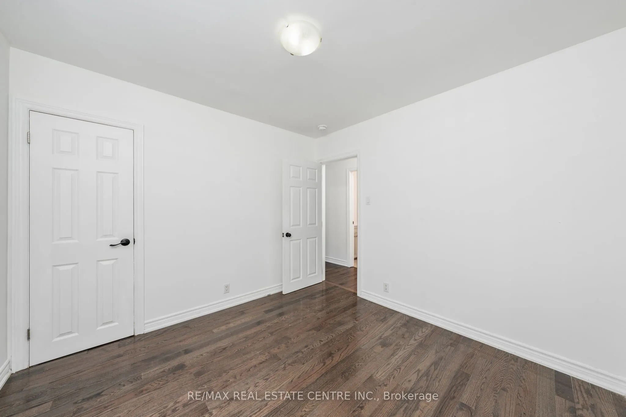 601 Hollywood Place