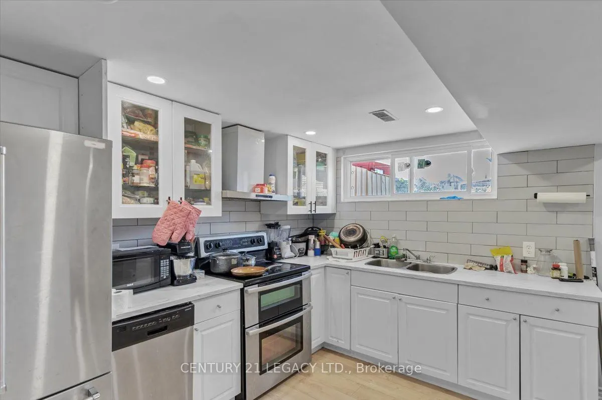 54 Beland Avenue S