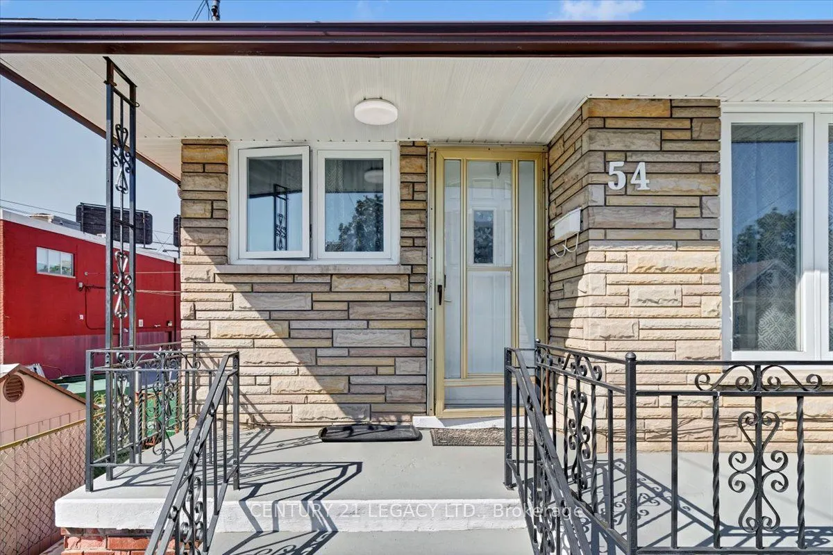 54 Beland Avenue S