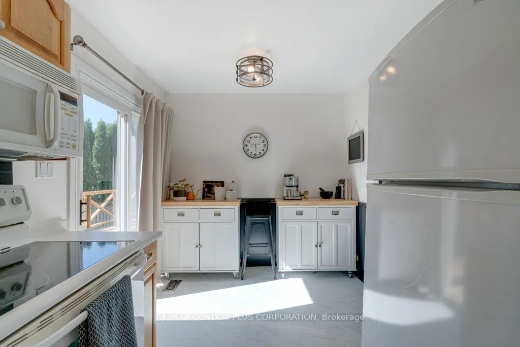 577 Mackechnie Crescent