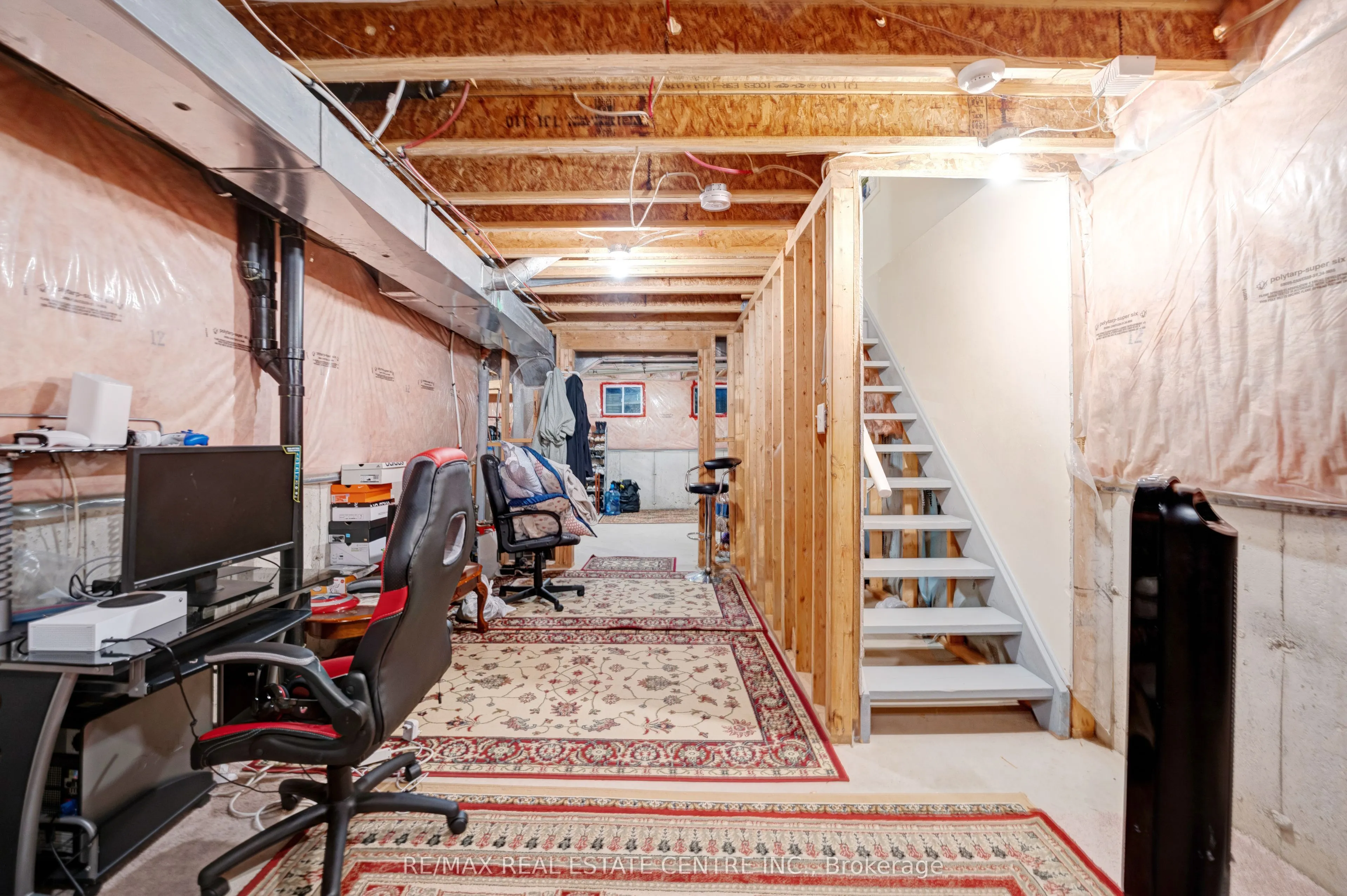 4 Owl Street