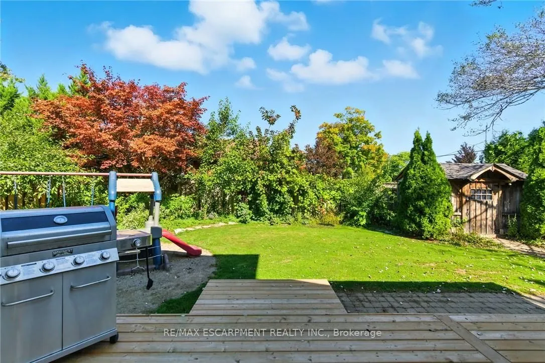 2 Caledonia Avenue