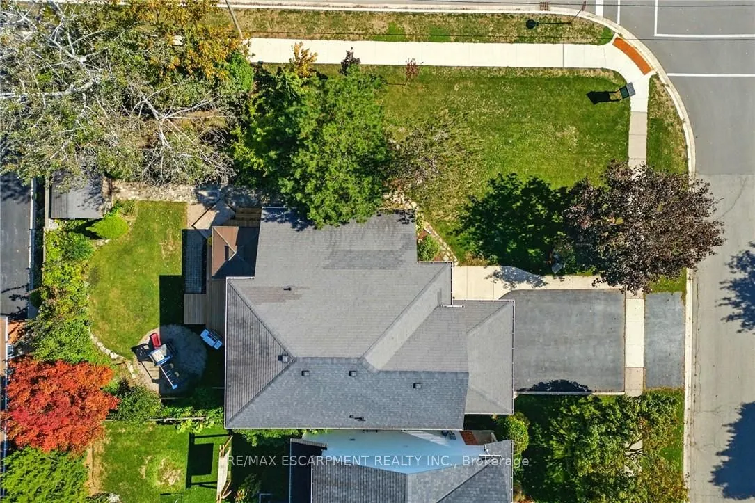 2 Caledonia Avenue