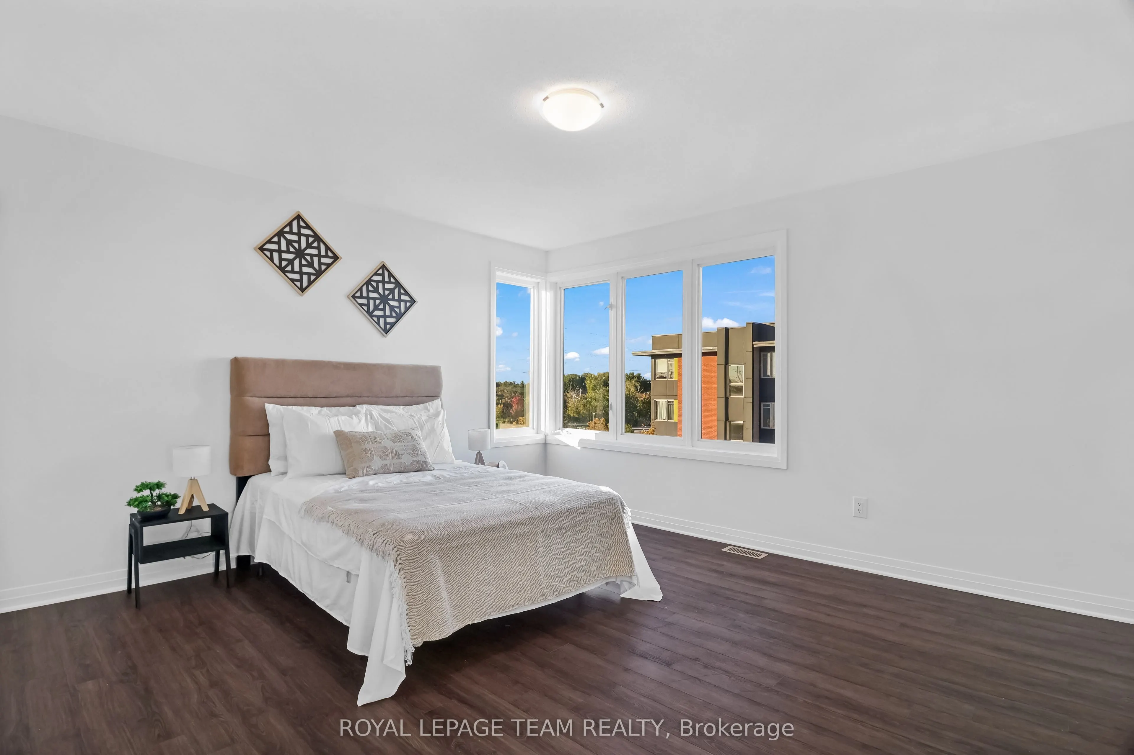 440 Via Verona Avenue, #C