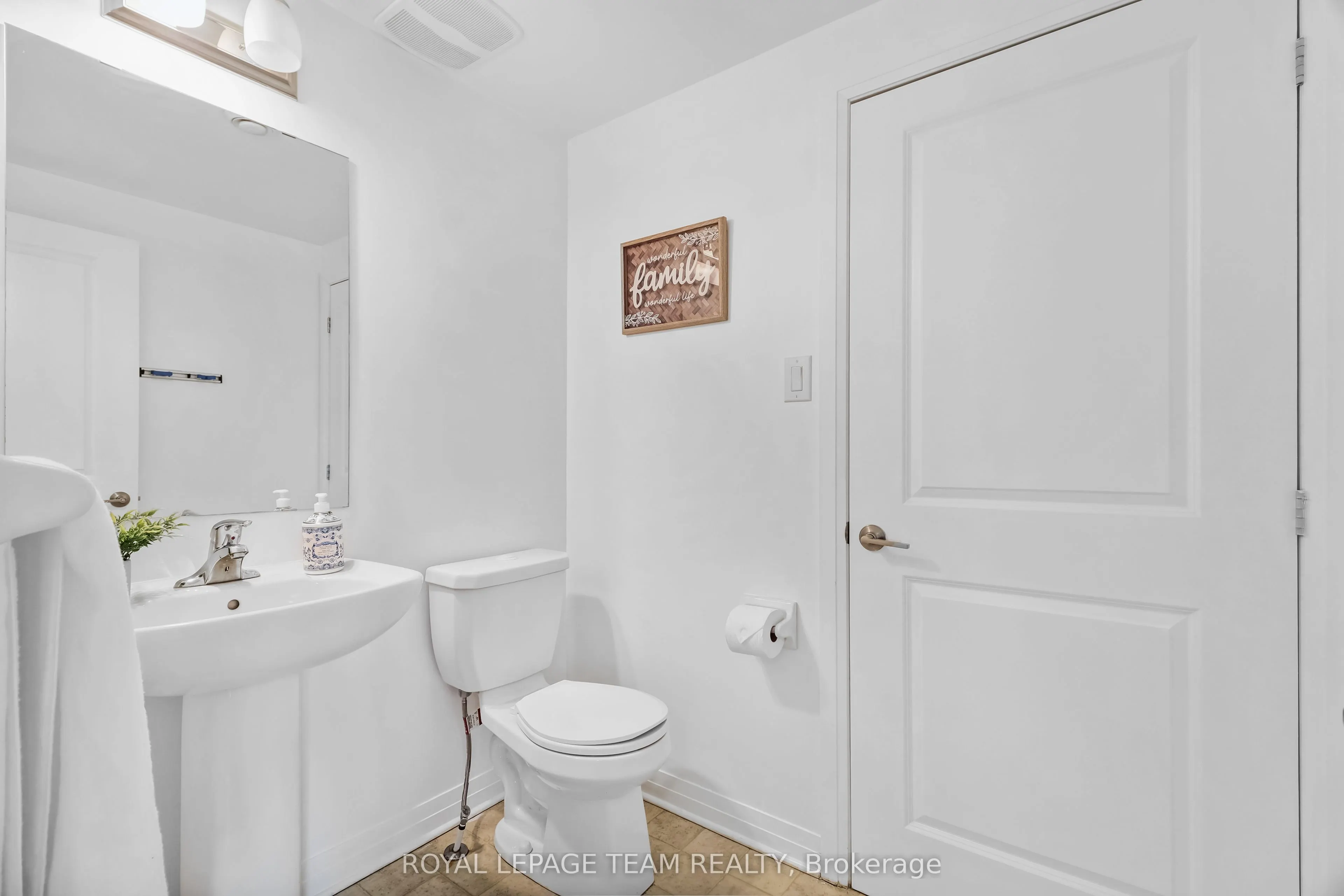 440 Via Verona Avenue, #C