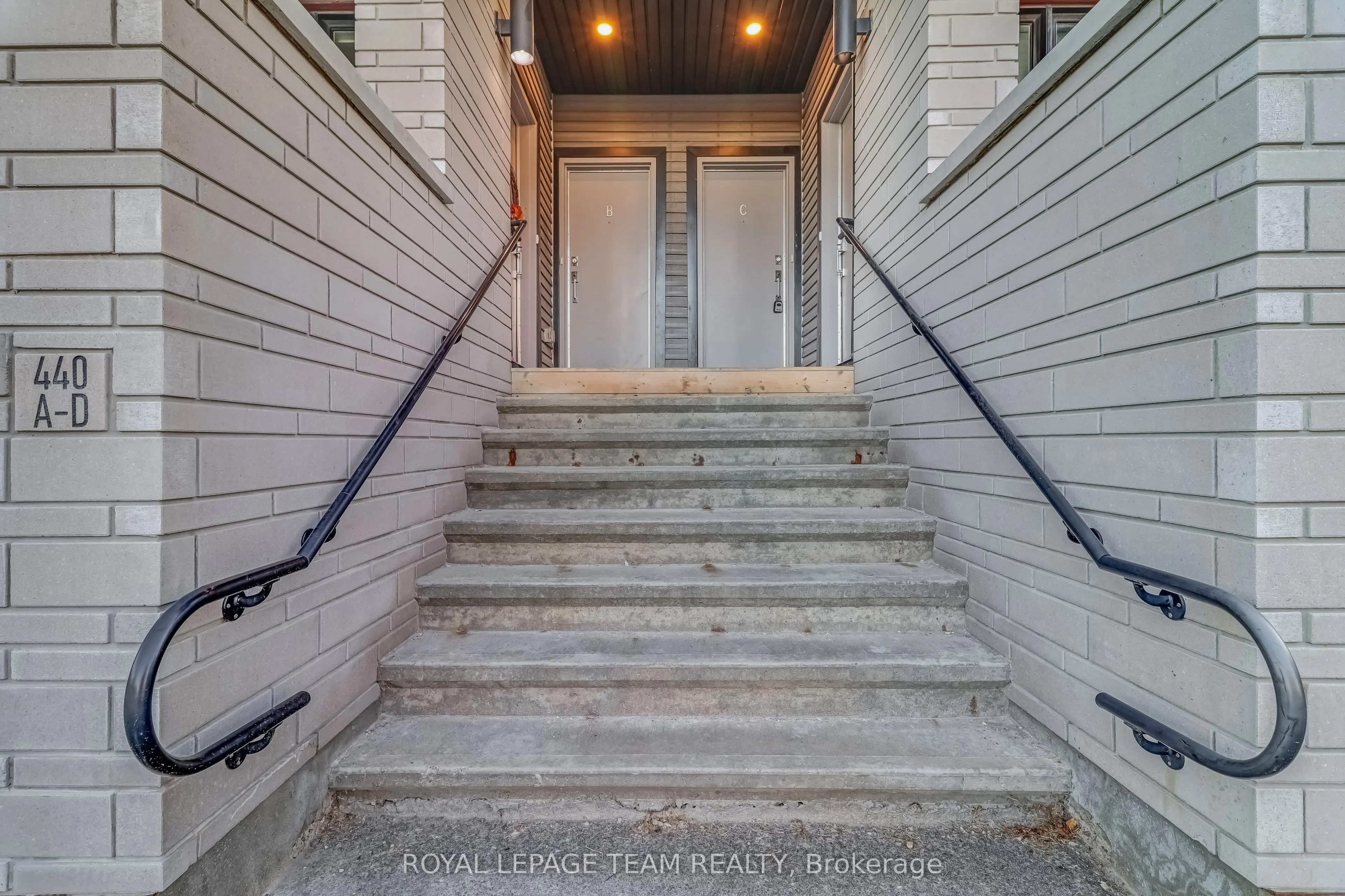 440 Via Verona Avenue, #C