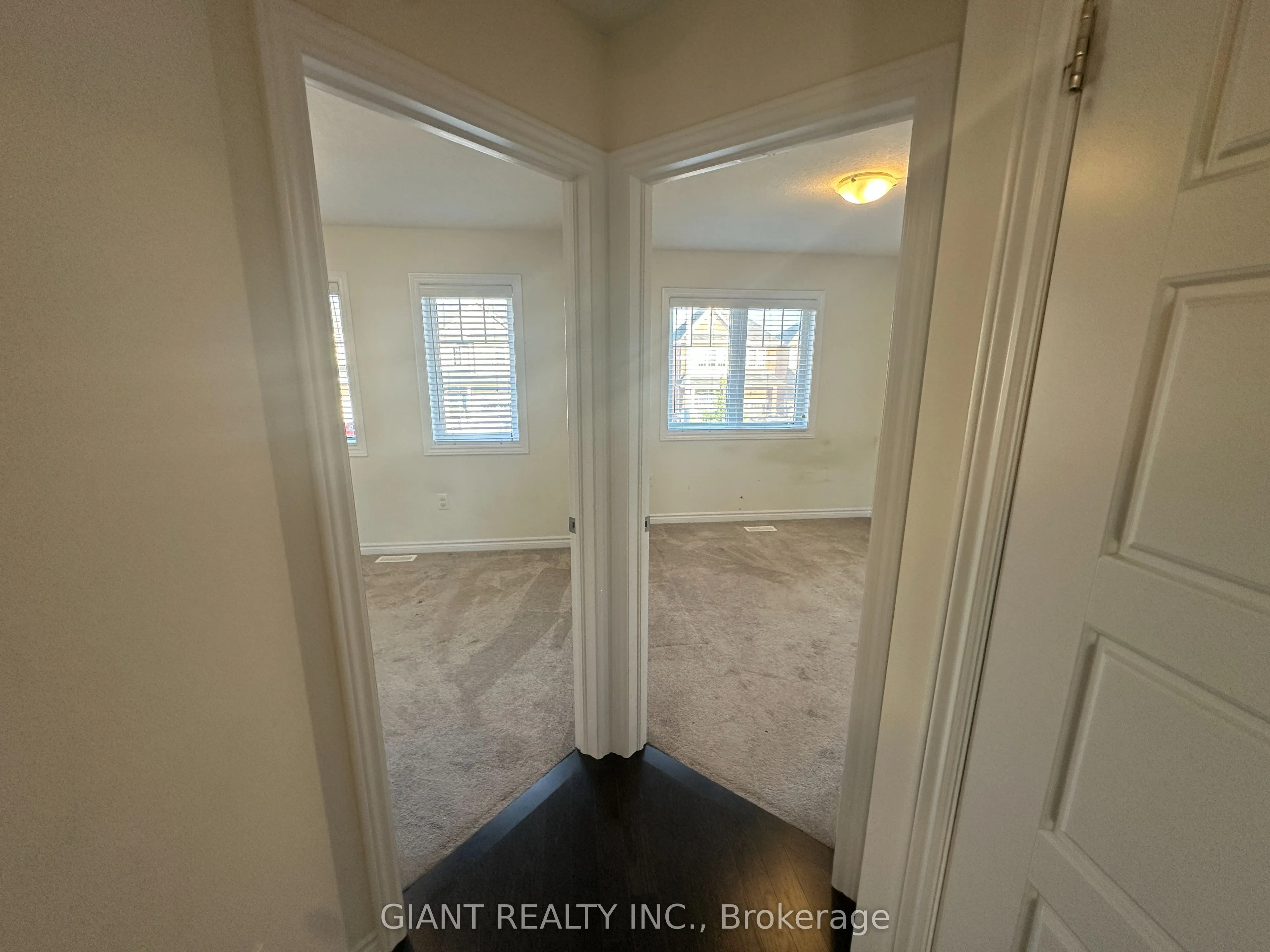 90 Esther Crescent