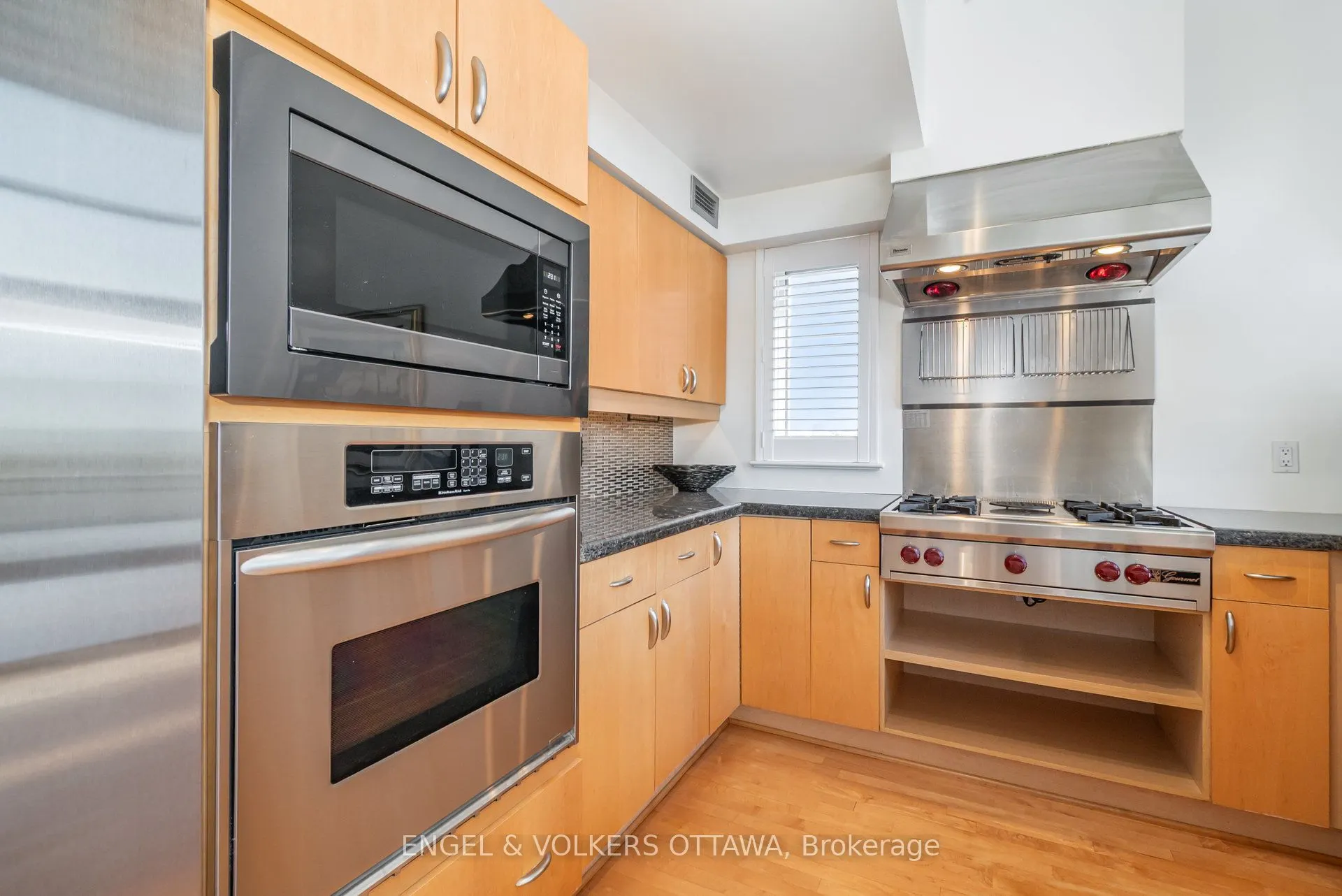 29 Main Street, #301