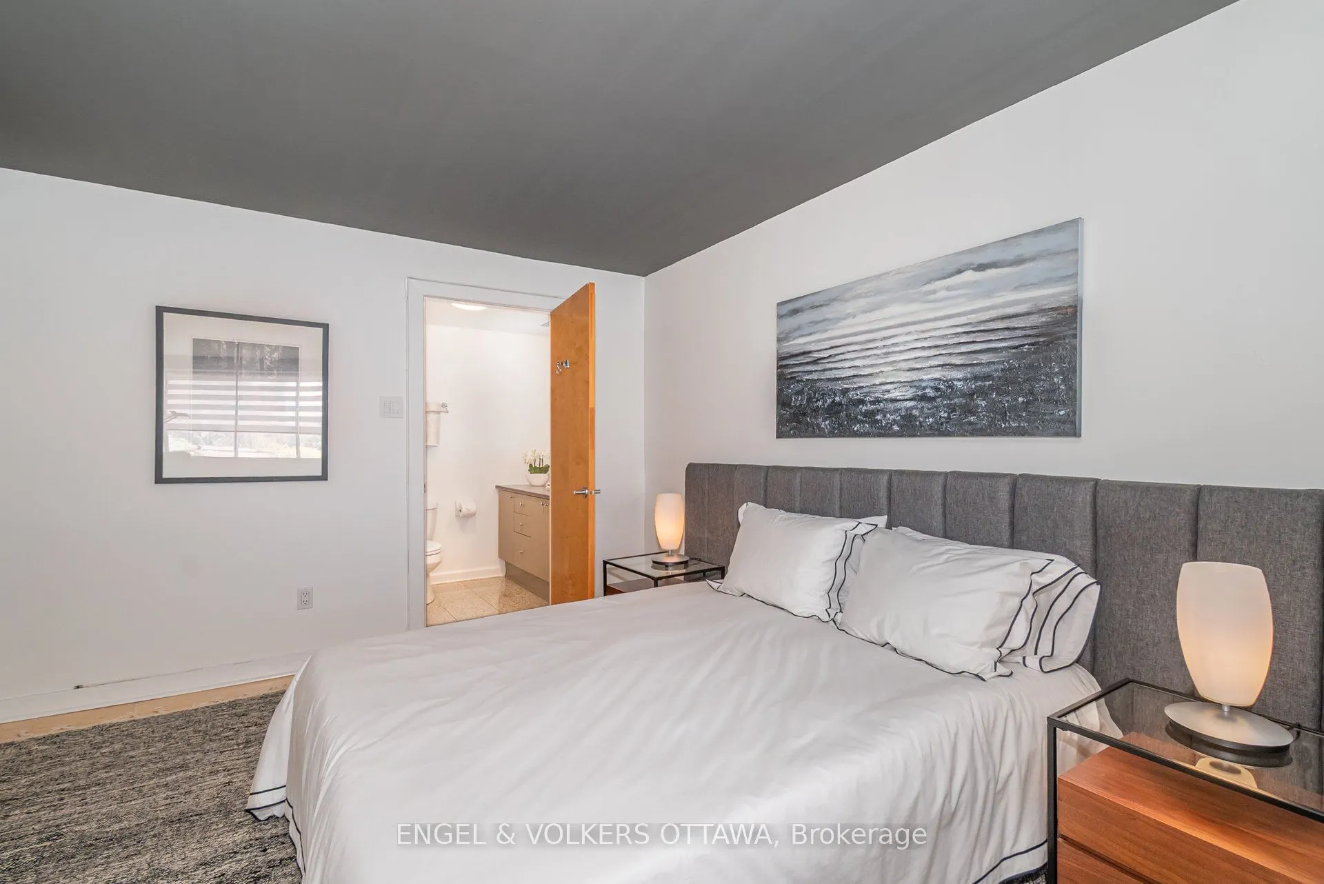 29 Main Street, #301