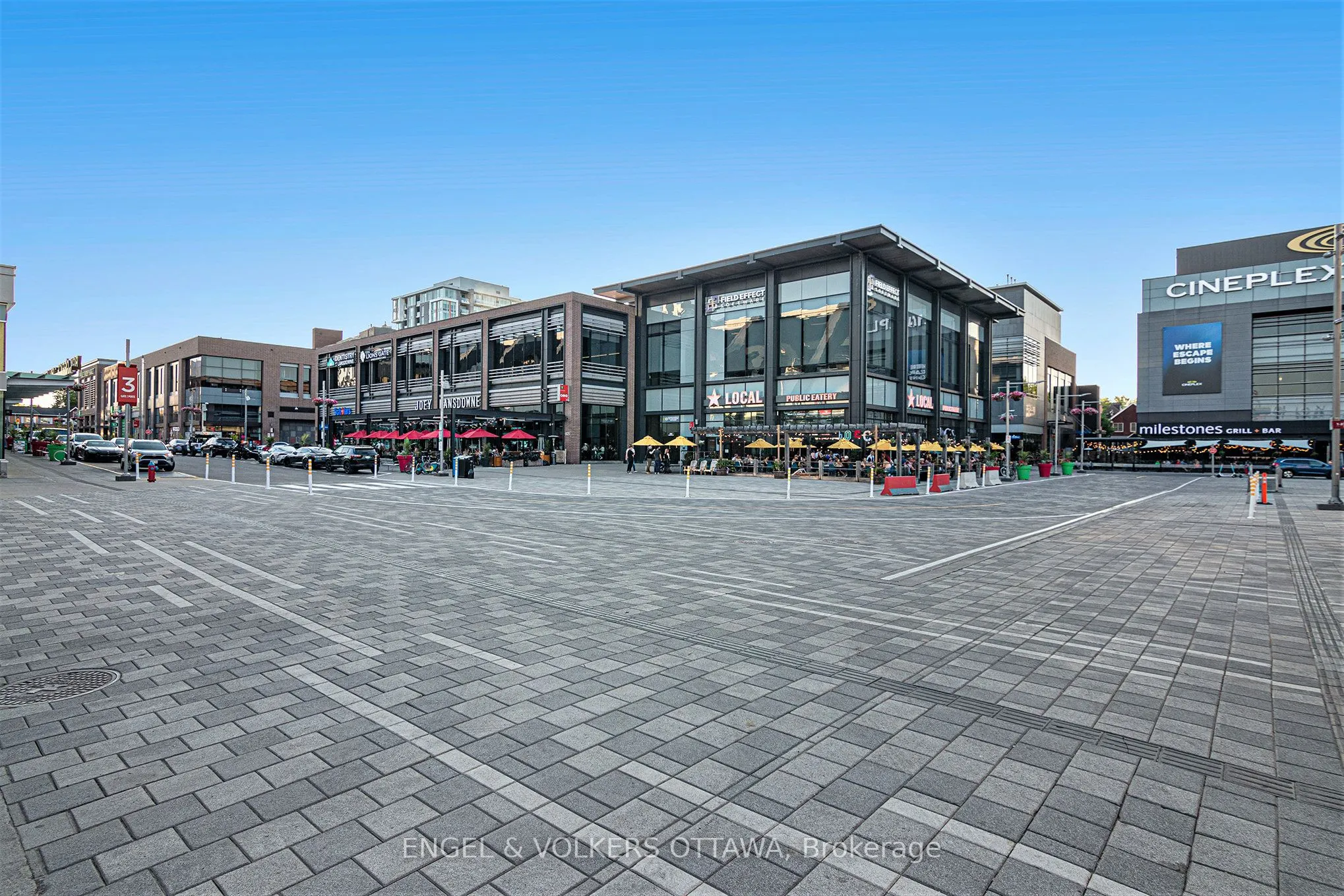 29 Main Street, #301