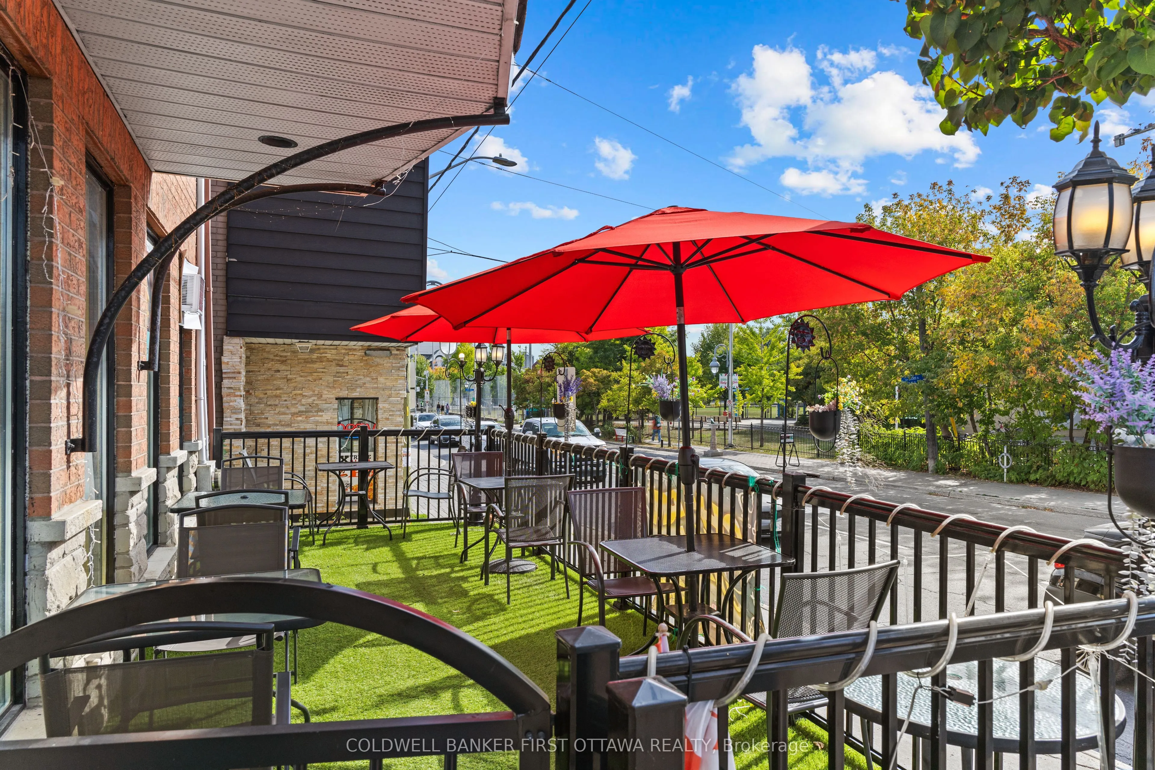 121 Preston Street W