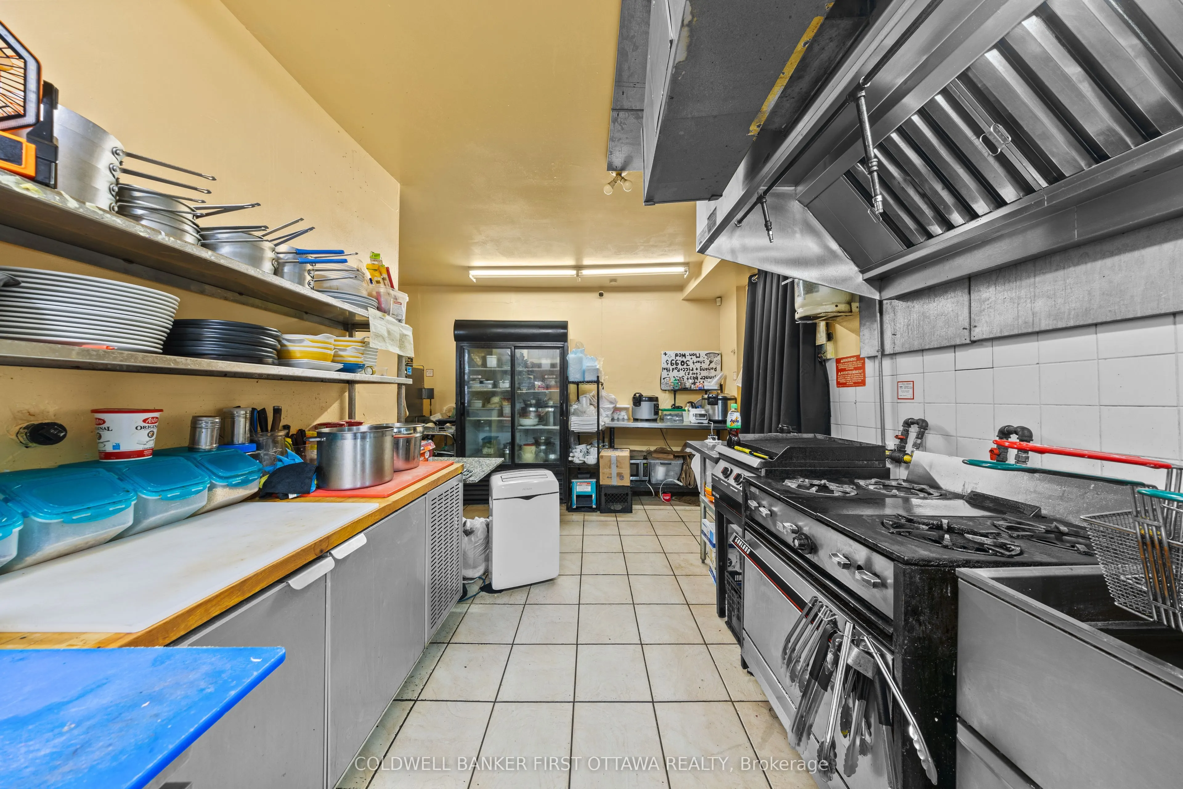 121 Preston Street W