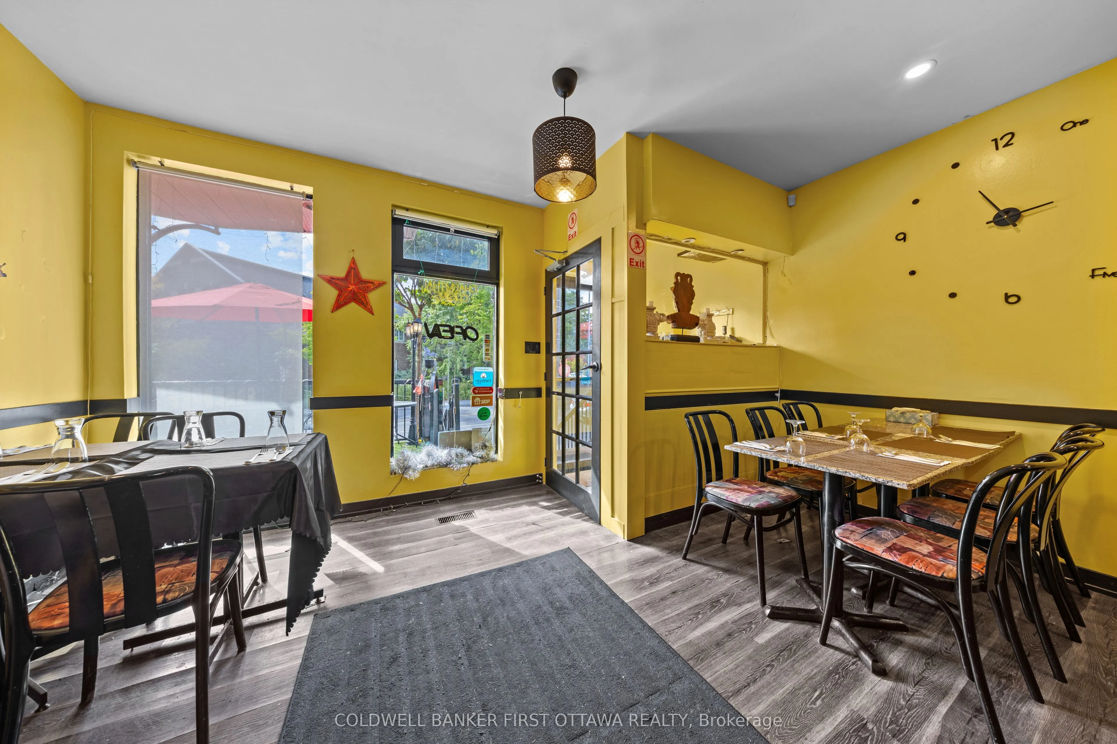 121 Preston Street W