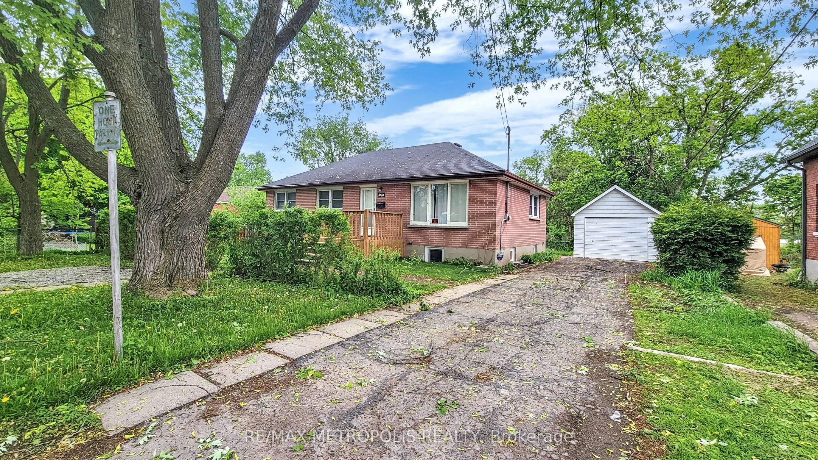1020 Brewer Street, #Main