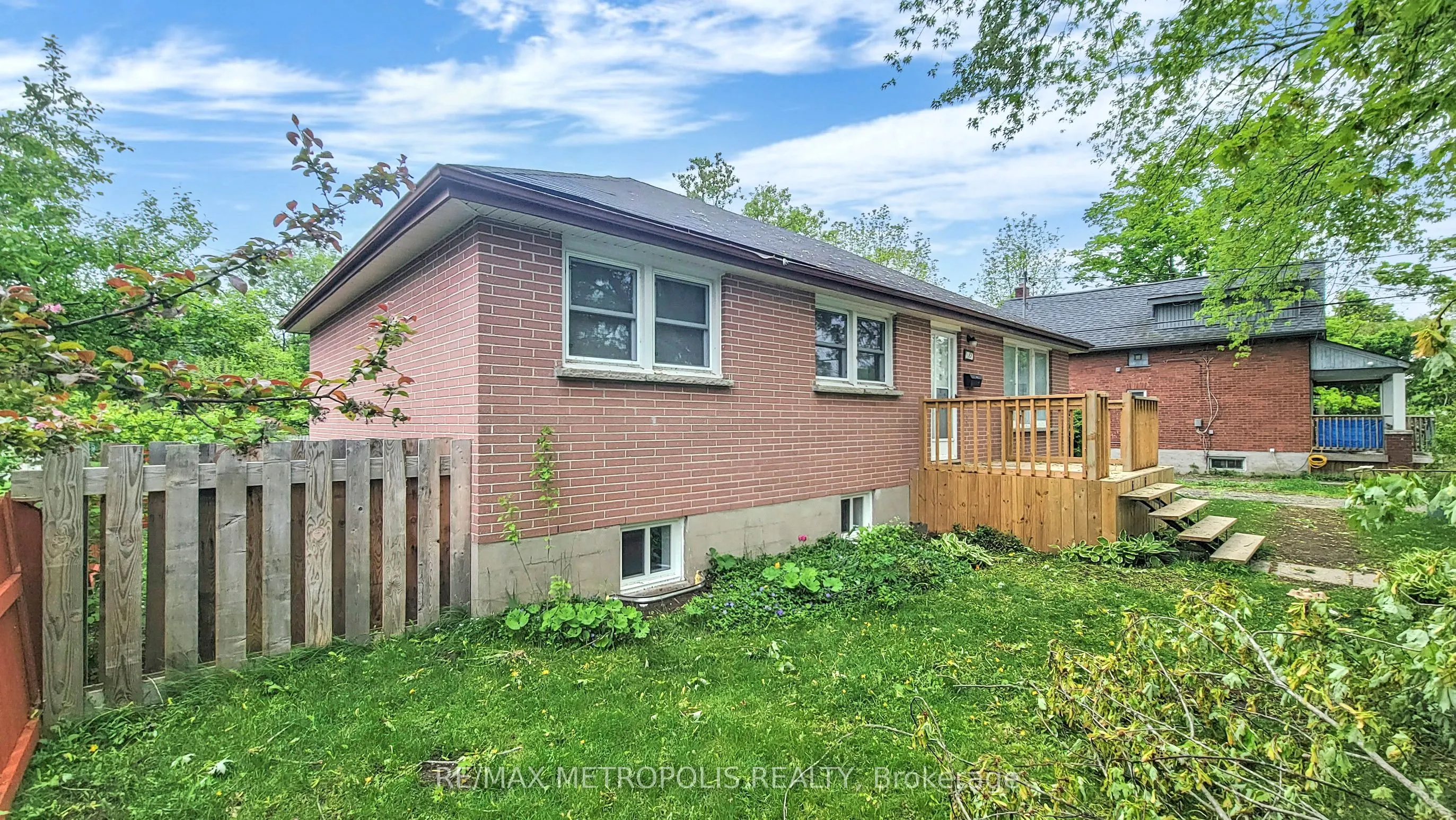 1020 Brewer Street, #Main