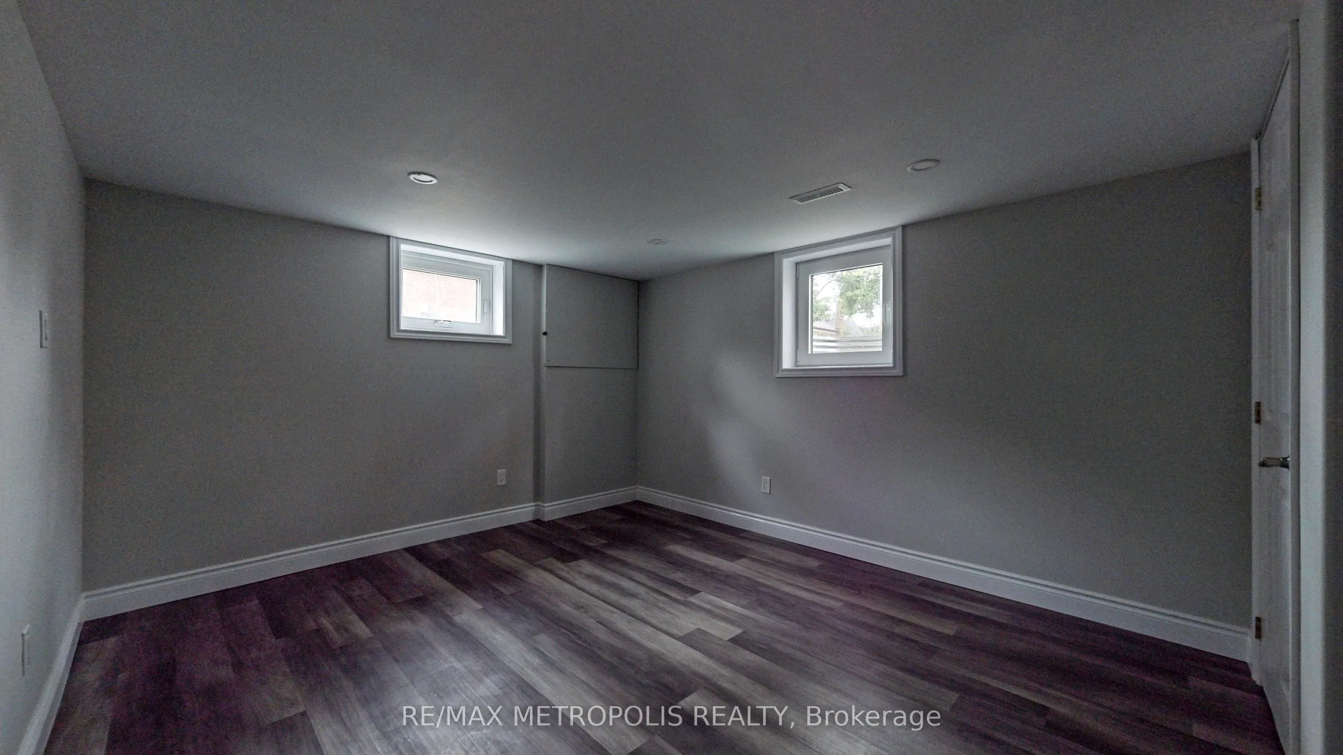 1020 Brewer Street, #Main