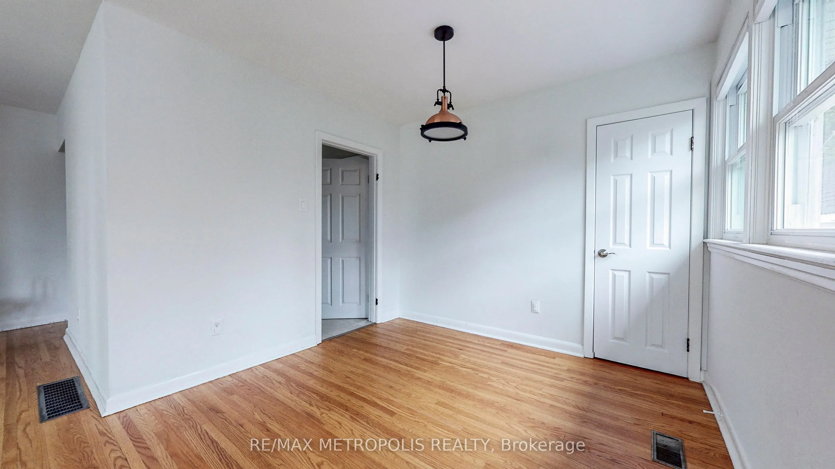 1020 Brewer Street, #Main