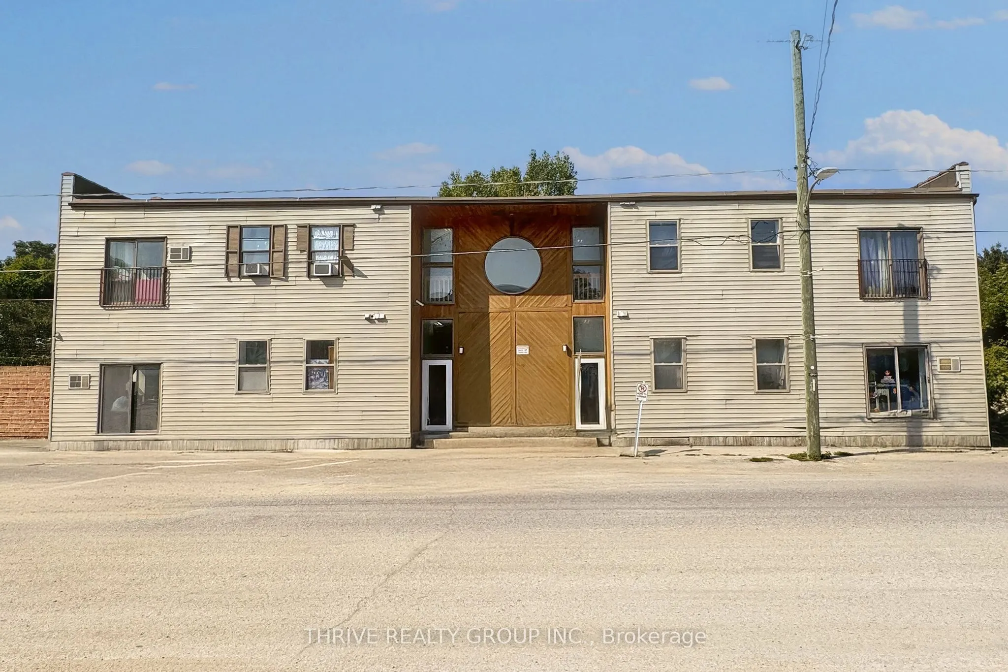 156 Main Street, #4