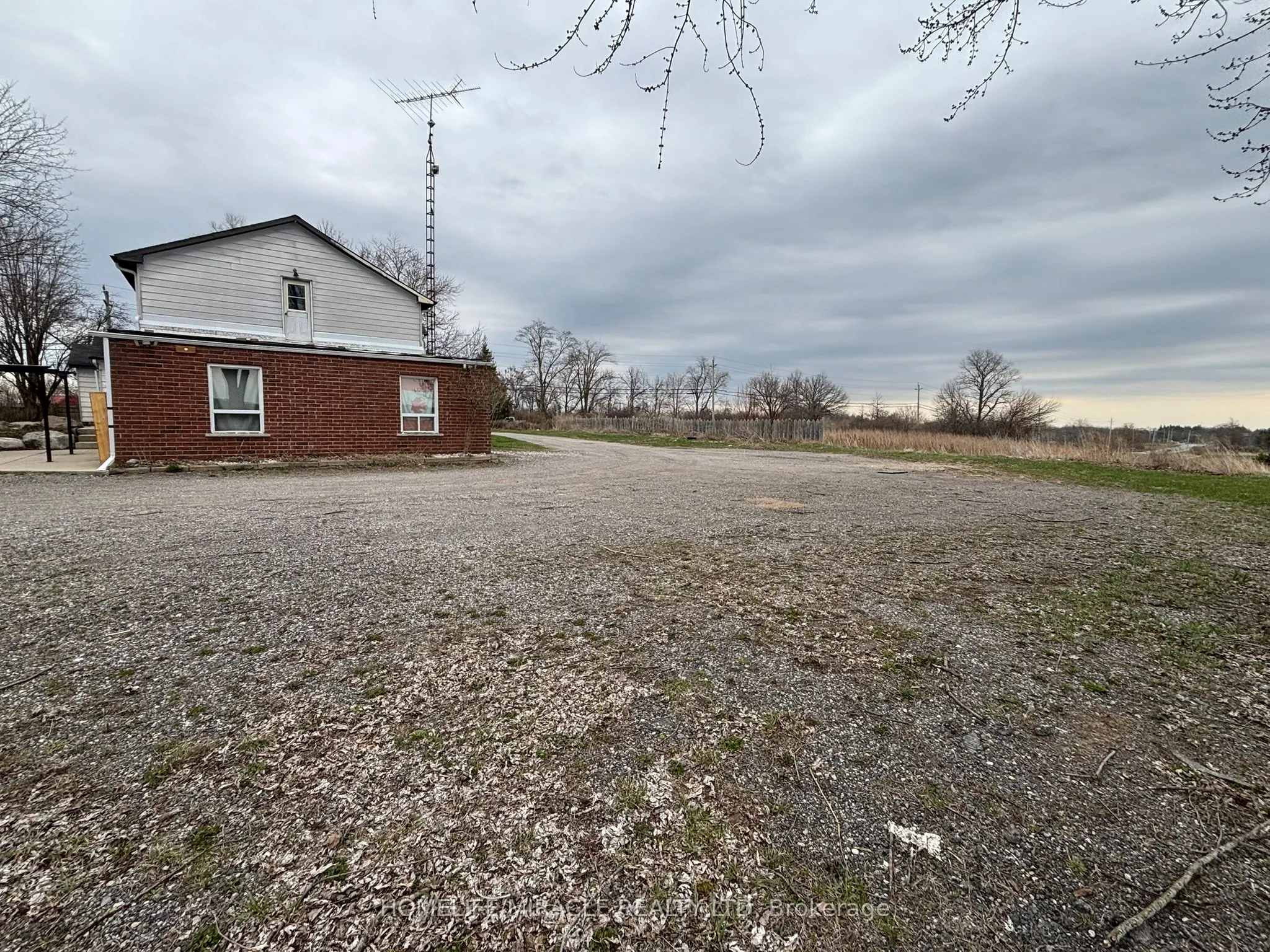 1381 Hwy 8, #5