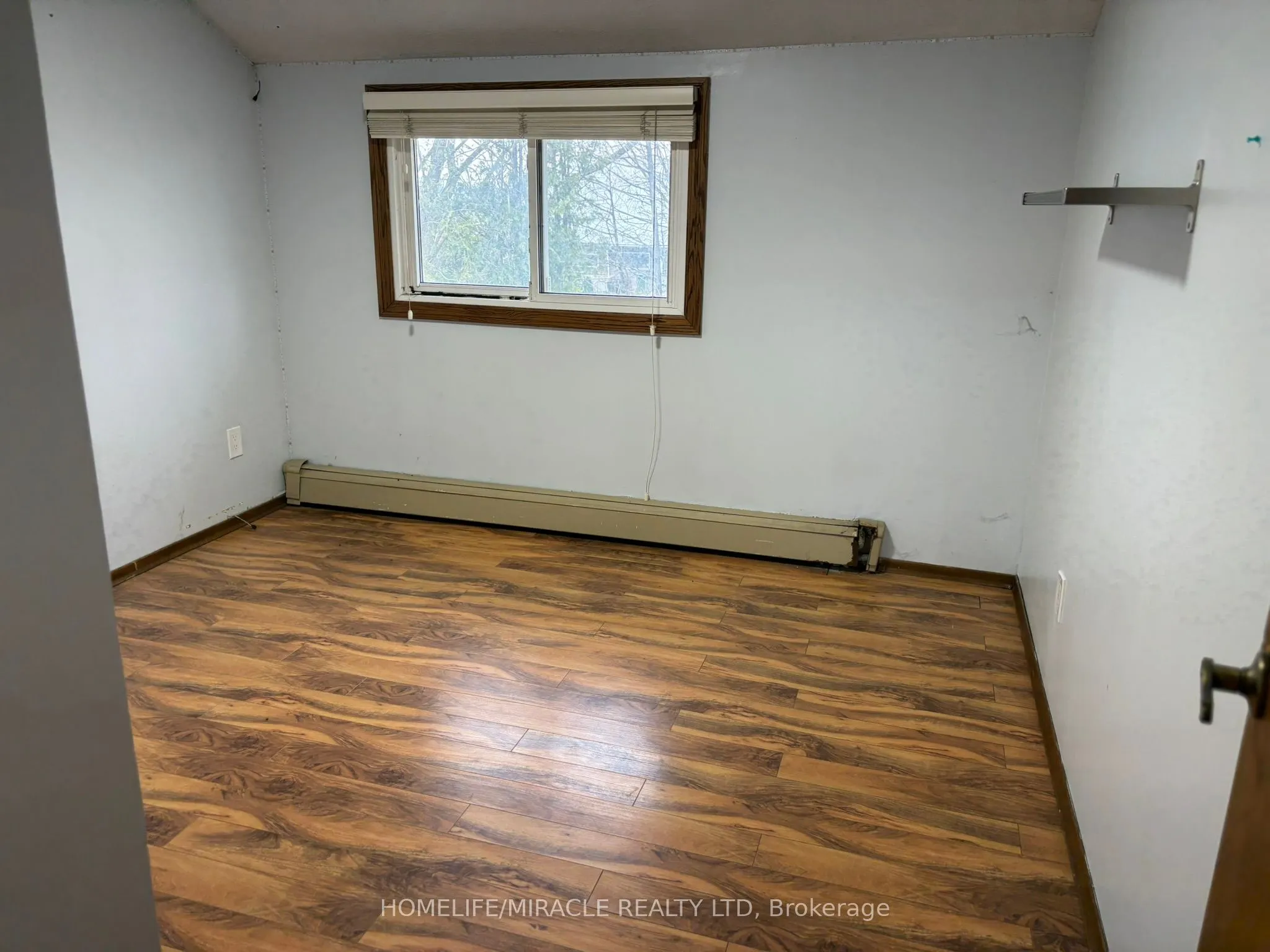 1381 Hwy 8, #5