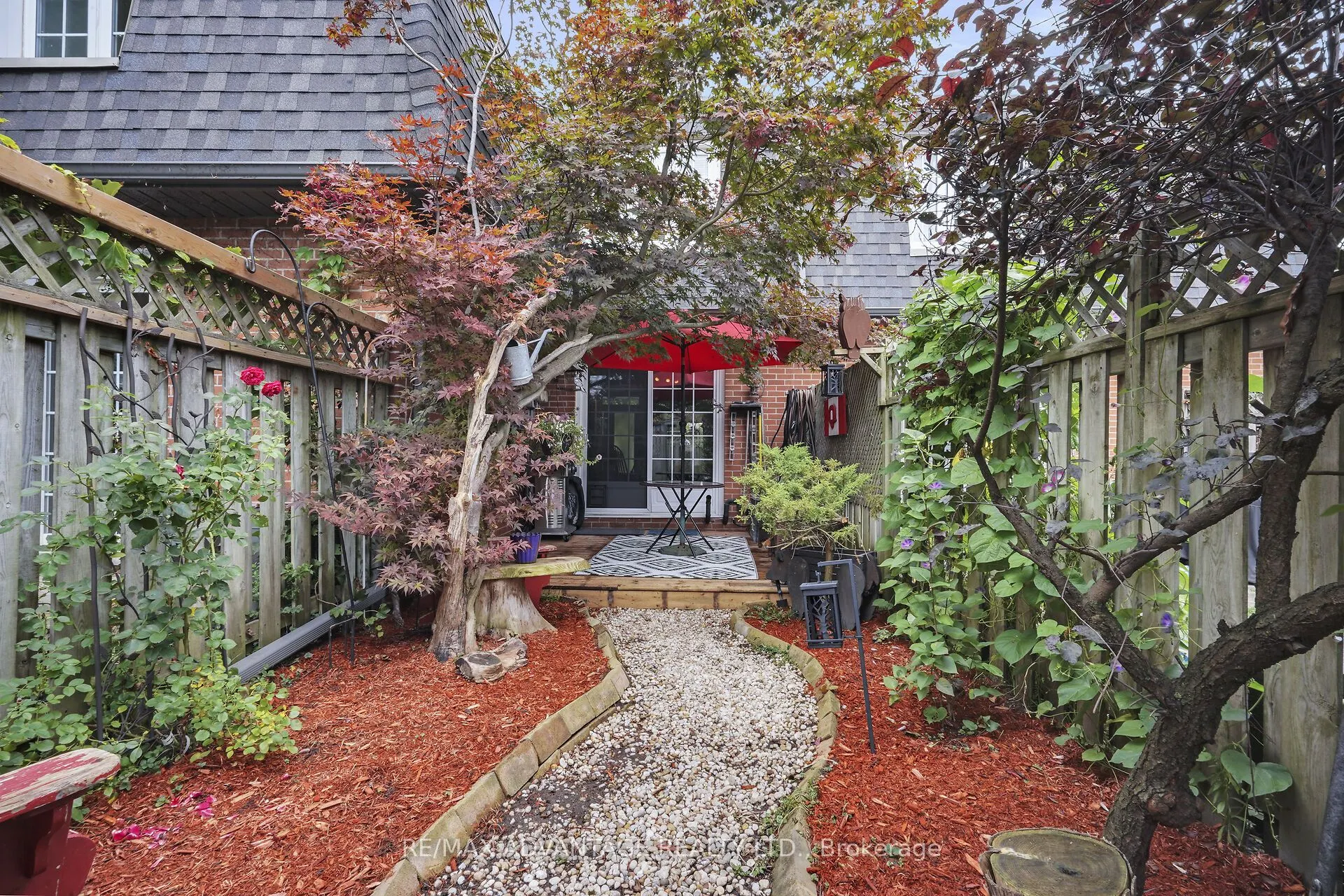 17 Blackacres Boulevard, #2