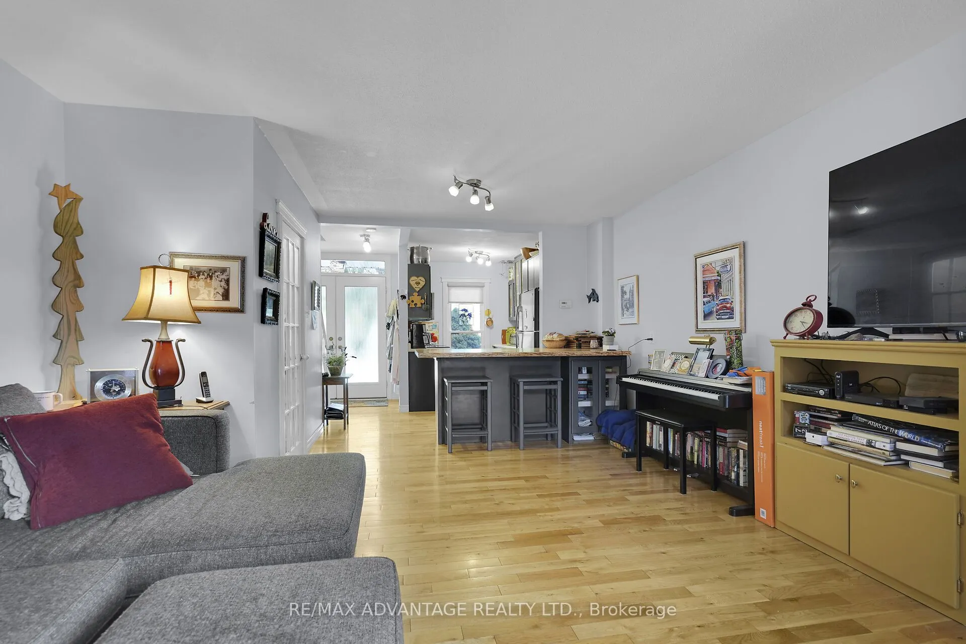 17 Blackacres Boulevard, #2