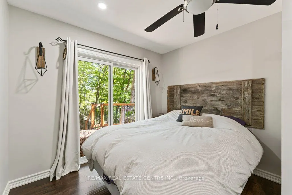 8 15th Avenue